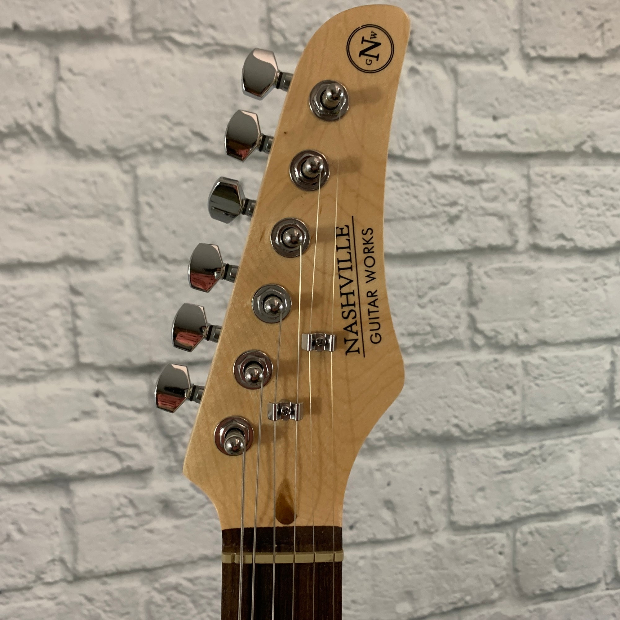 Nashville Guitar Works 130 Double Cutaway - Red, Rosewood Fretboard