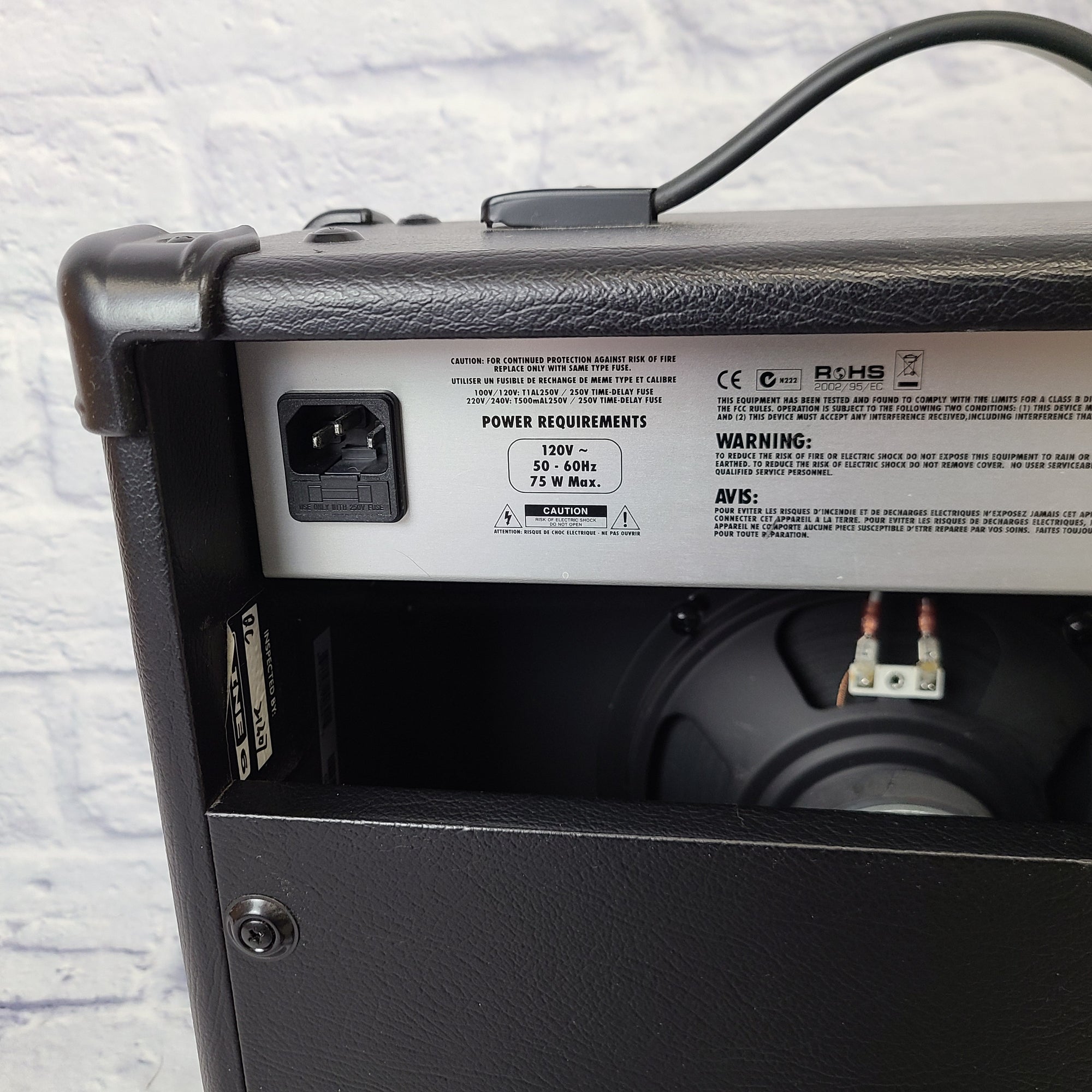 Line 6 Spyder IV 15 Guitar Combo Modeling Amp