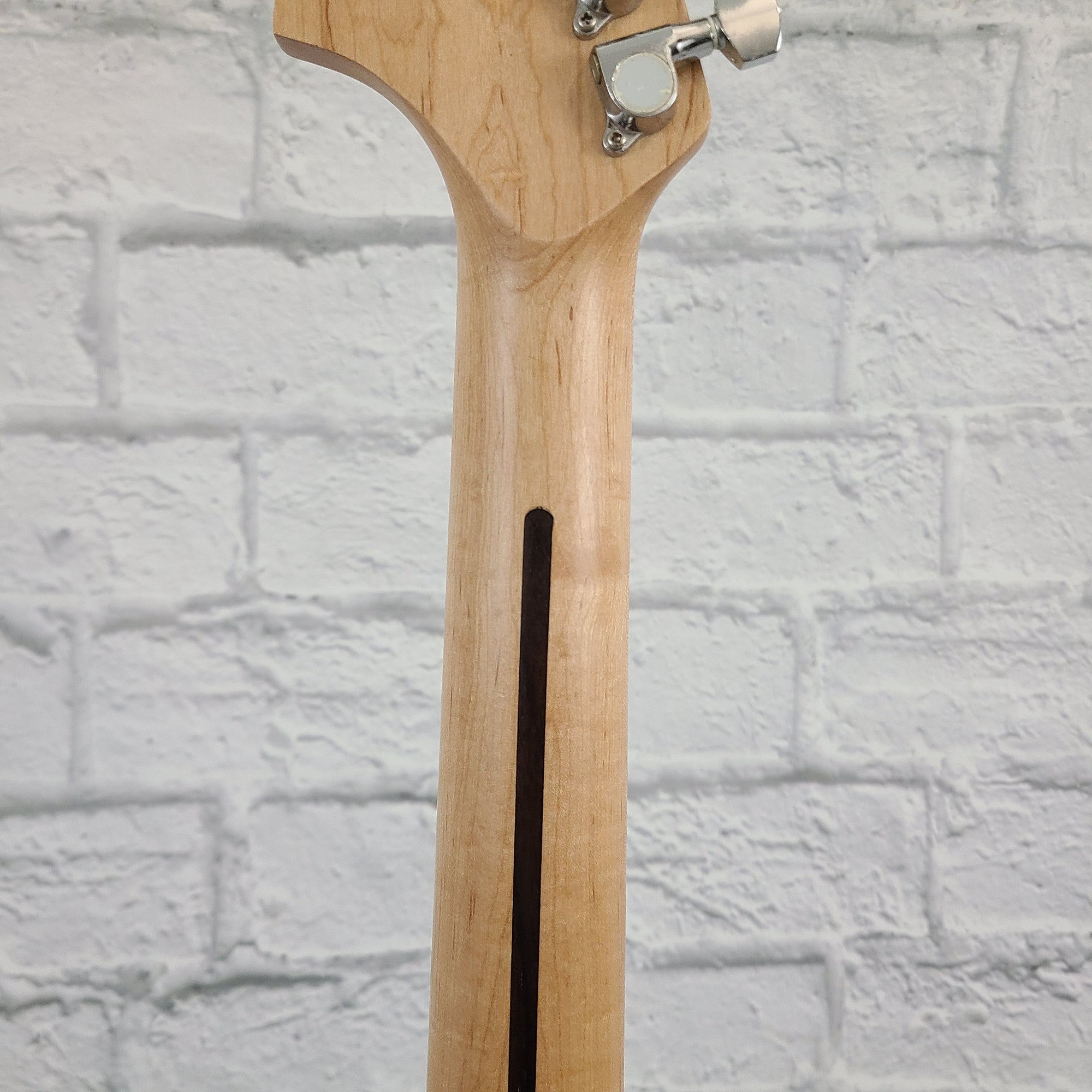 Fender Starcster Electric Guitar