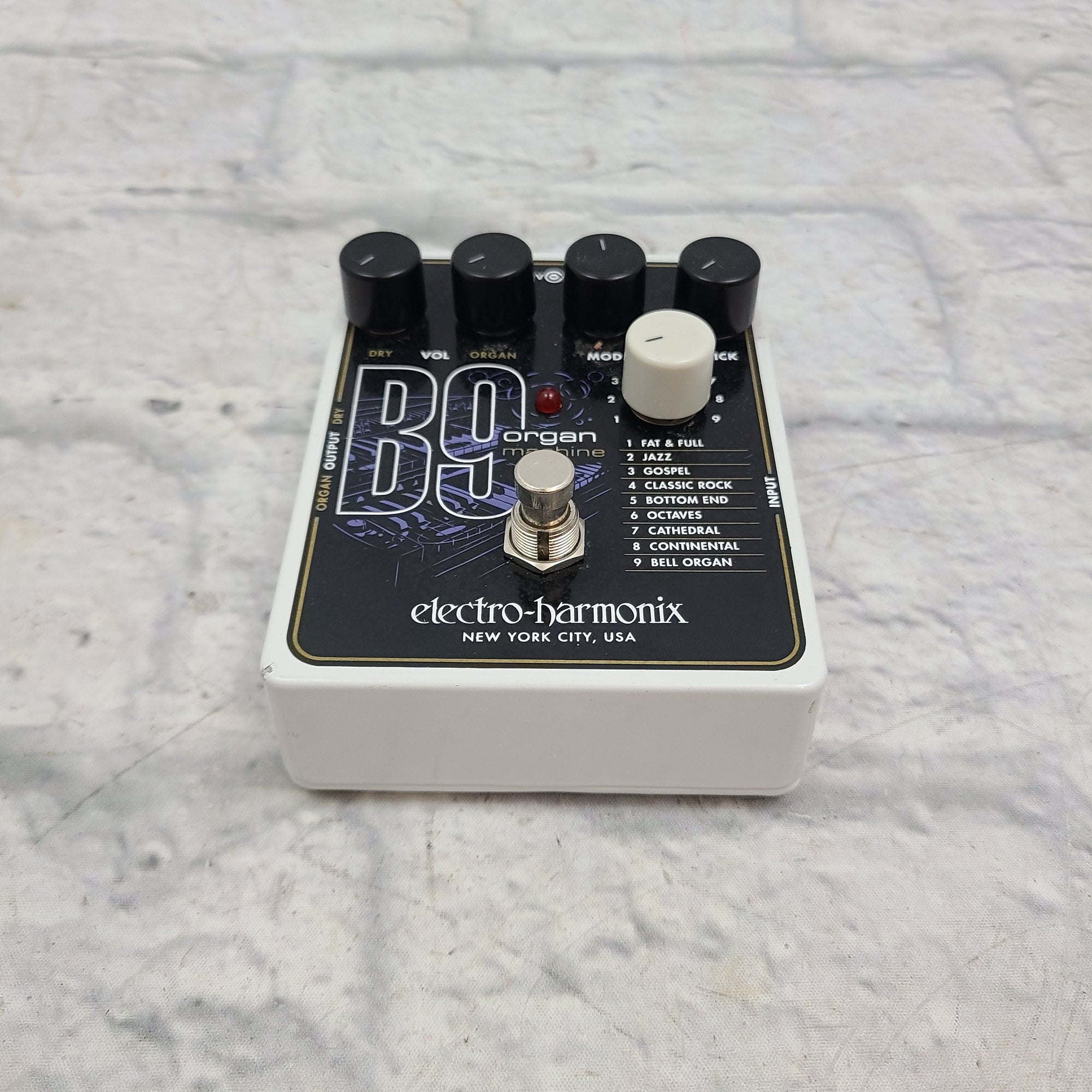 Electro-Harmonix B9 Organ Machine Modulation Pedal