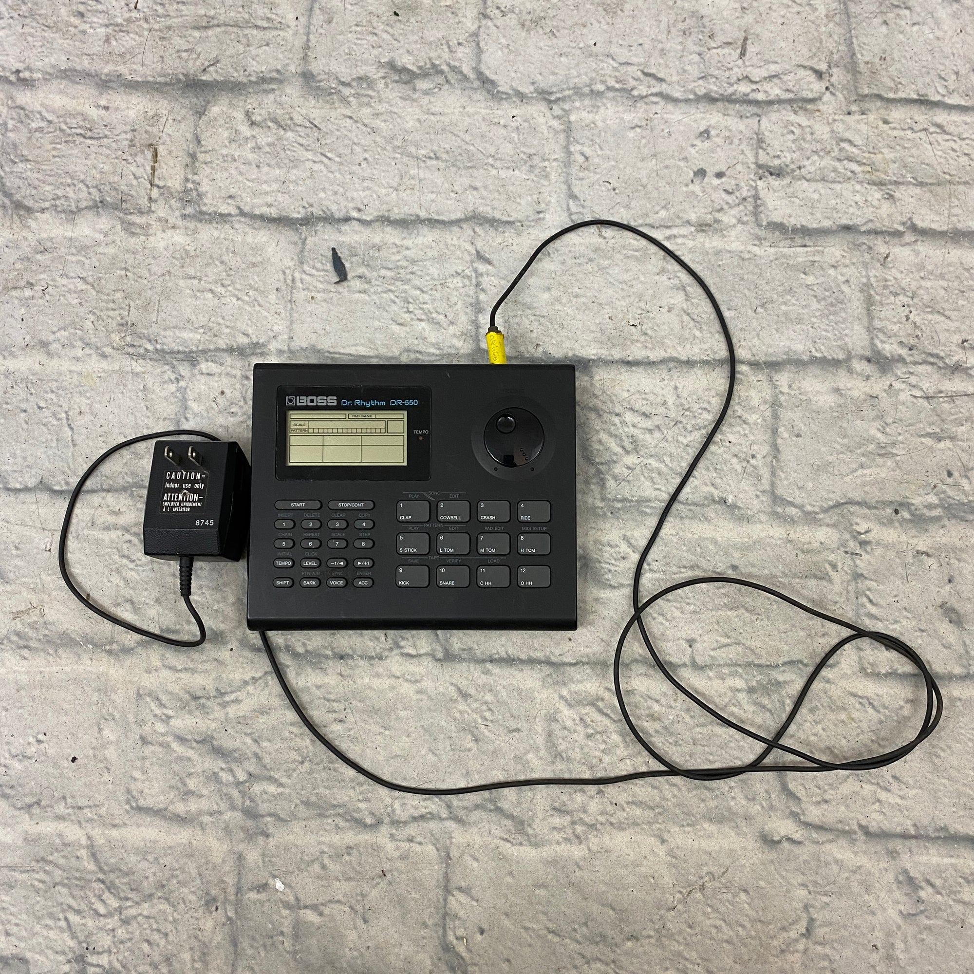 Boss DR-550 Dr. Rhythm Vintage Drum Machine - Evolution Music