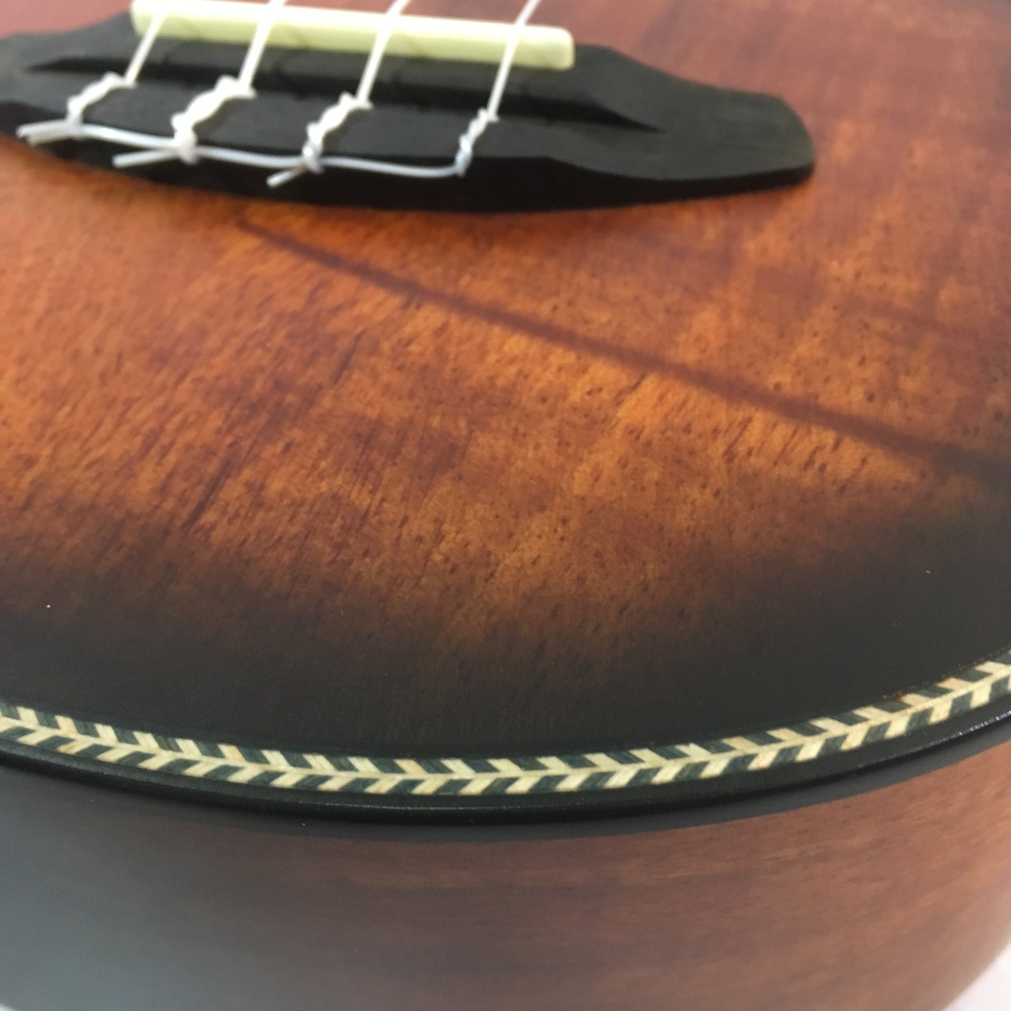 Breedlove Pursuit Ex CU BO Ukulele