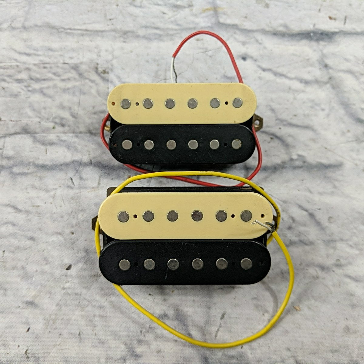Unknown Humbucker Pickups B 8.69 N 7.99
