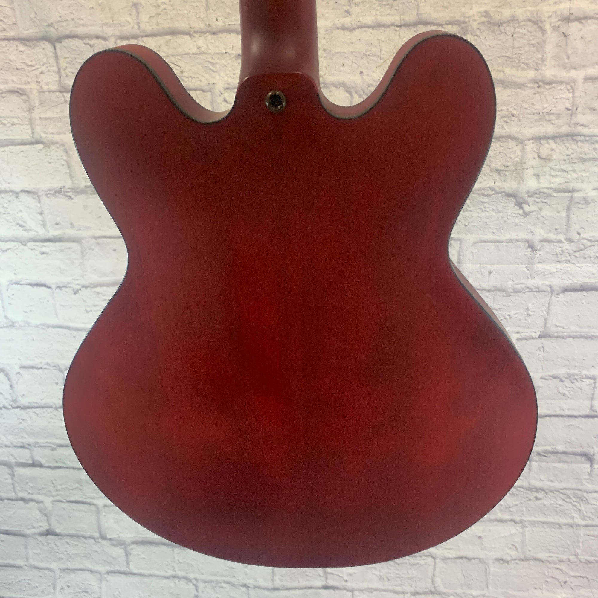 販売終了 Epiphone セミアコ Cherry DOT Studio CH Amazon | Epiphone エピフォン セミアコギター Dot (CH