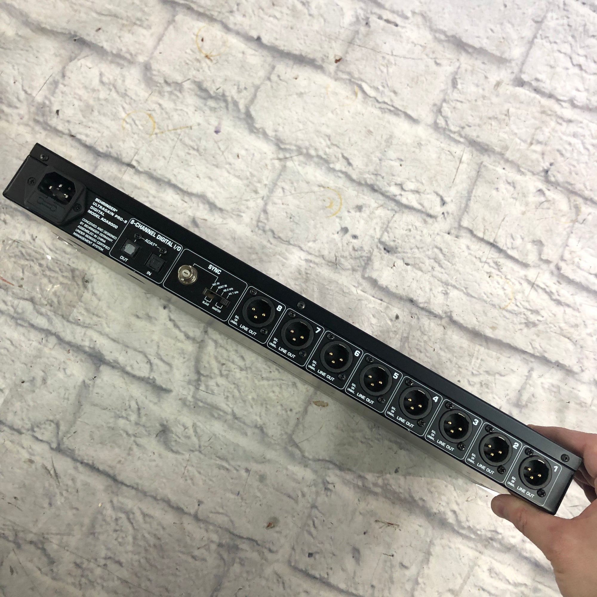 Behringer Ultragain ADA8000 AD DA Convertor