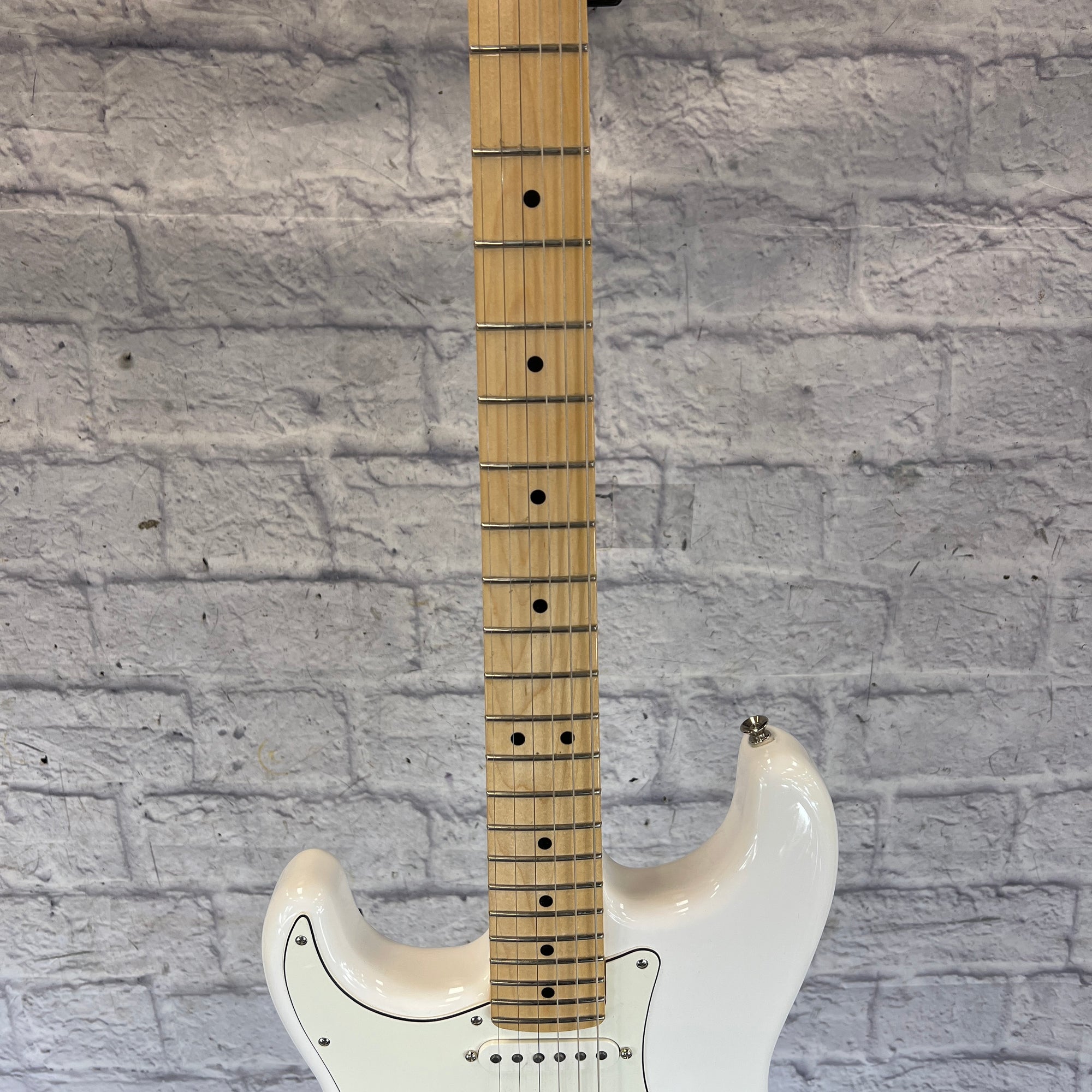 Fender 2021 Player Stratocaster Left Handed Electric Guitar