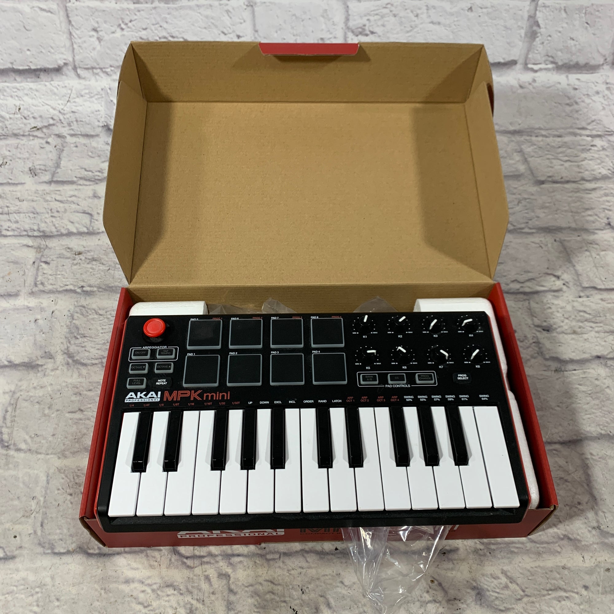 Akai MPK Mini Controller