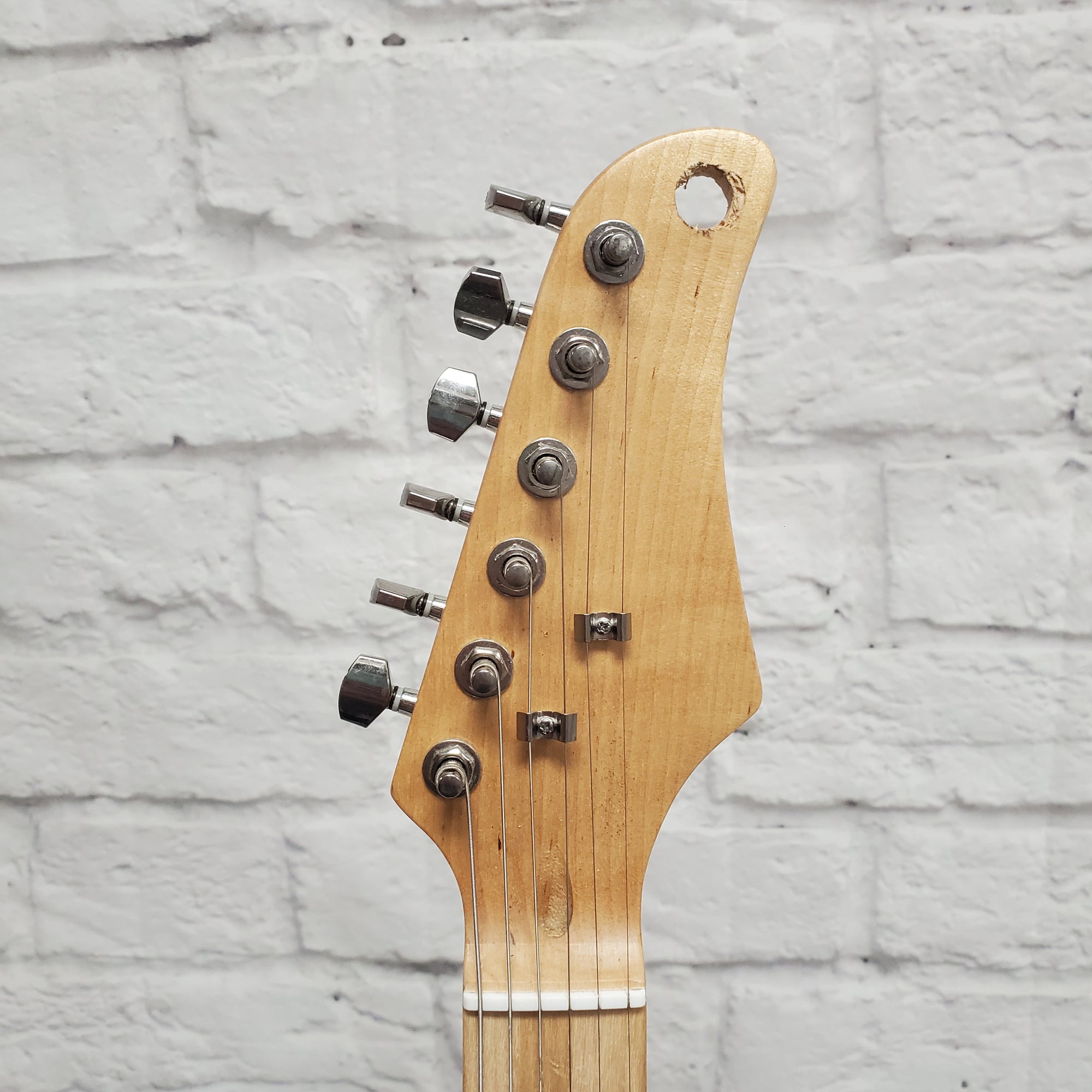 Unknown Strat Style Electric Guitar Trans Green