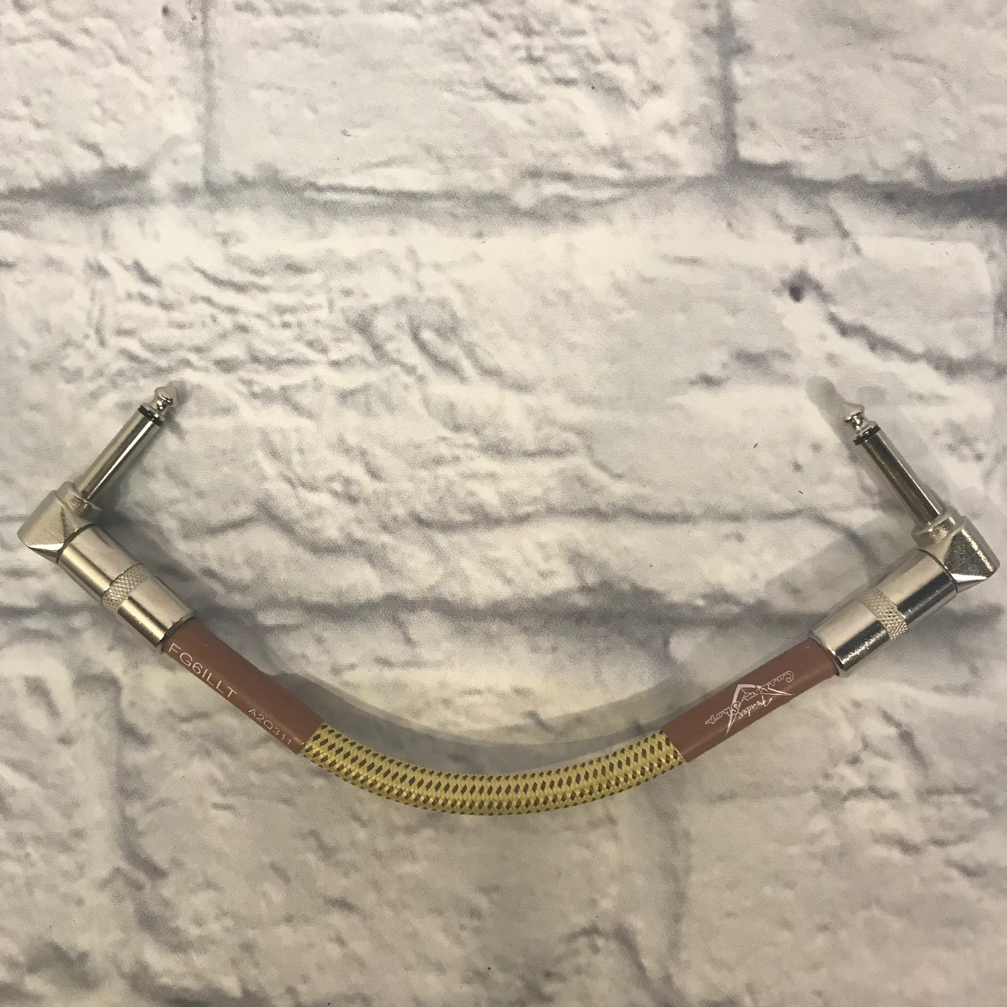 Fender 1/4 Braided 6 Inch Yellow Patch Cable