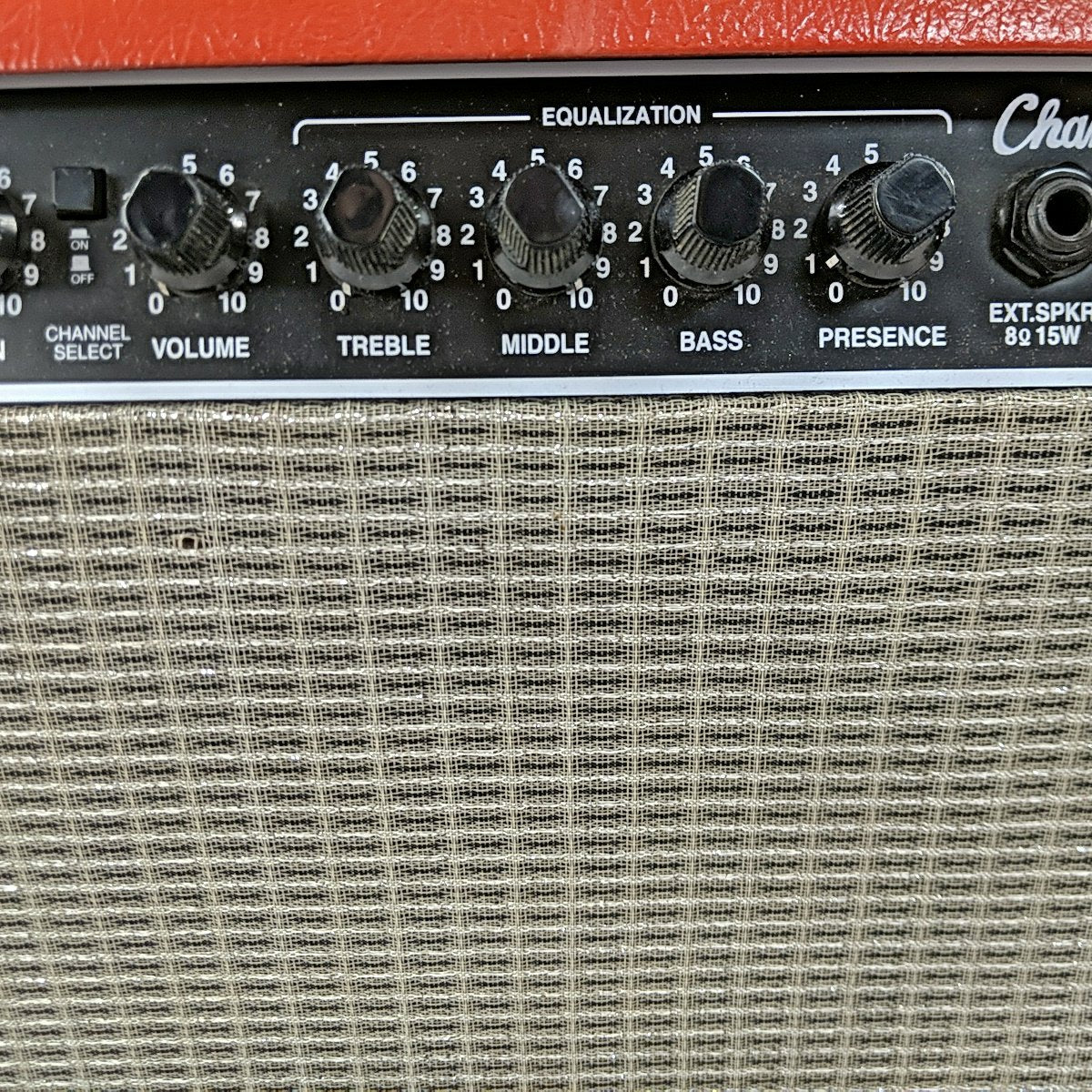 Squier Champ 15 Guitar Combo Amp - Red