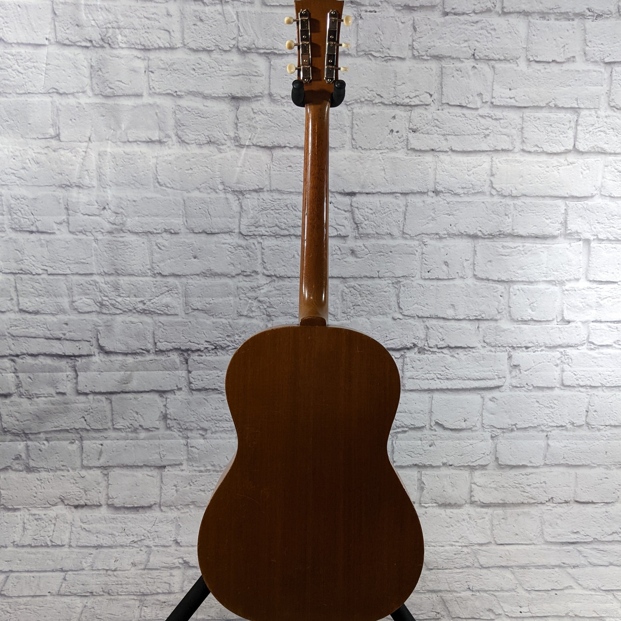 Gibson 1968 LG-0 Acoustic Guitar w/ Case