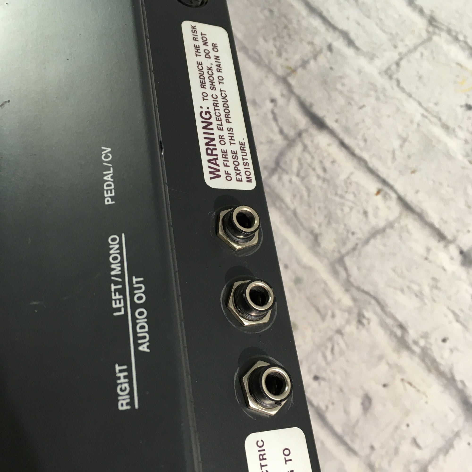 Ensoniq esq-1 Synthesizer As-Is NEEDS BATTERY REPLACED