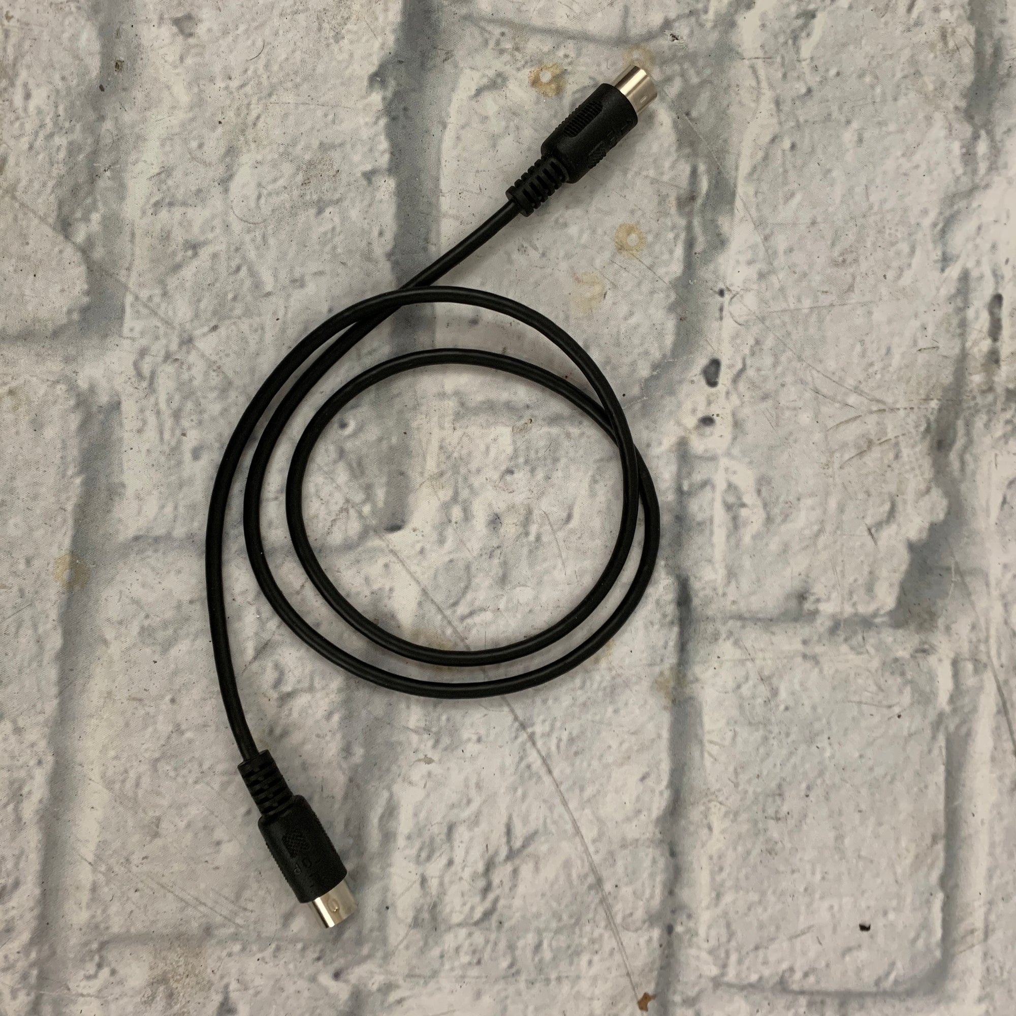 3ft 5-PIN MIDI Cable - Black