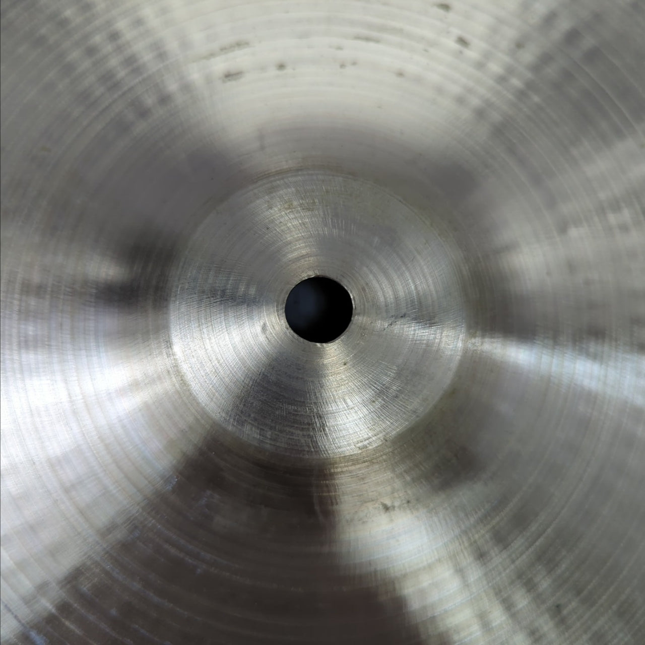 Zildjian China Boy Low 18" China Cymbal 1350g 1981-1992 (“CO.” Stamp)