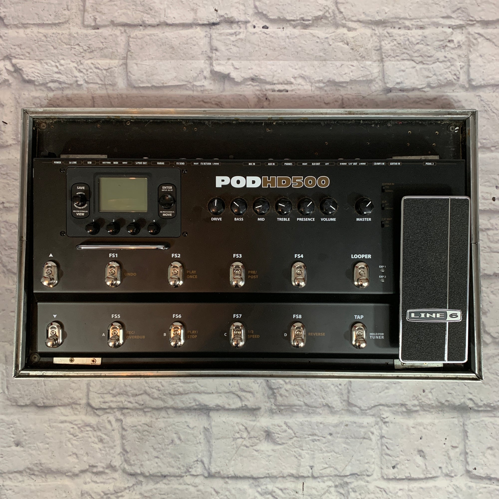 Line 6 PODHD500 Multi-Effects Processor w/ Road Case