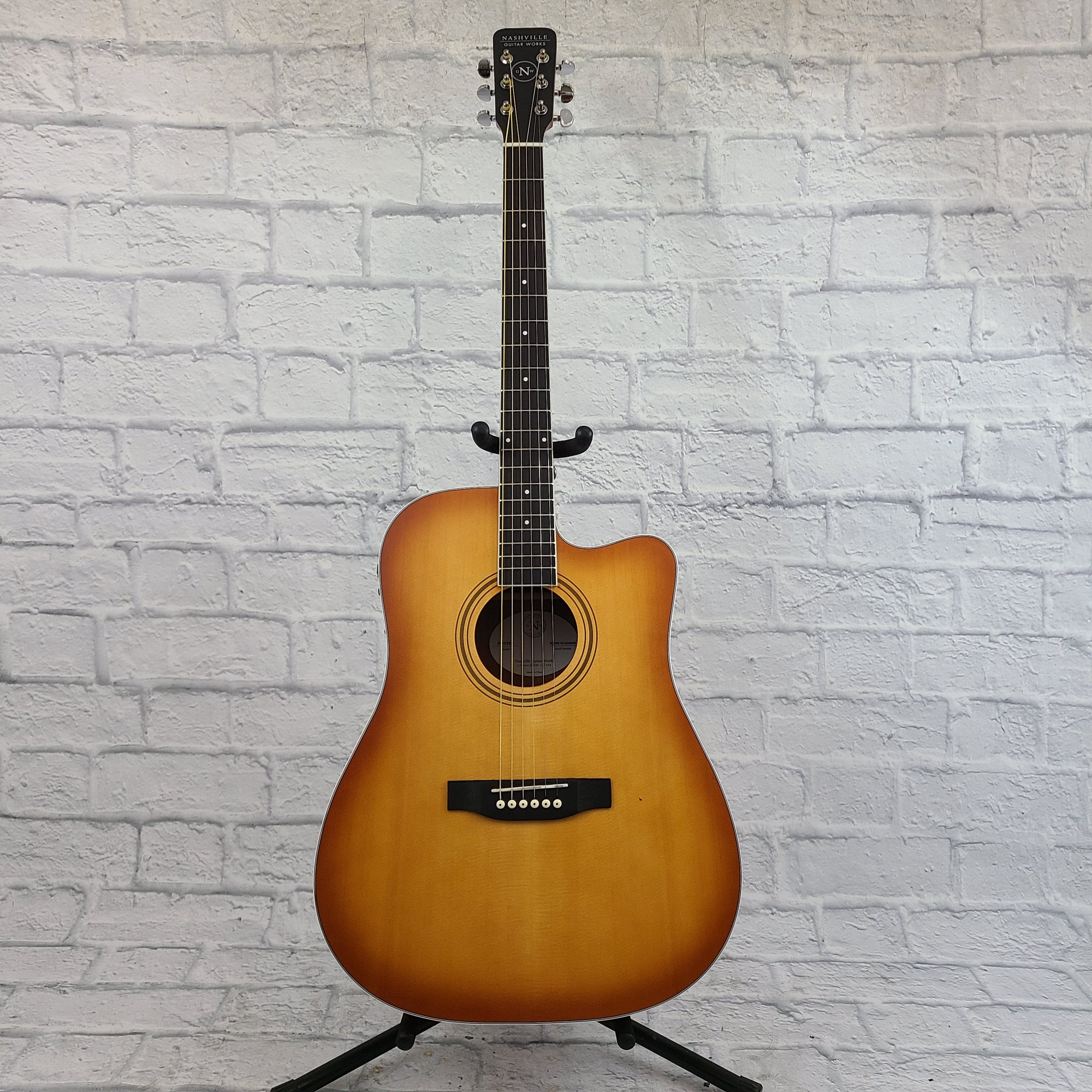 Nashville Guitar Works D10CEEB Dreadnought Cutaway Acoustic Electric Guitar - Edgeburst