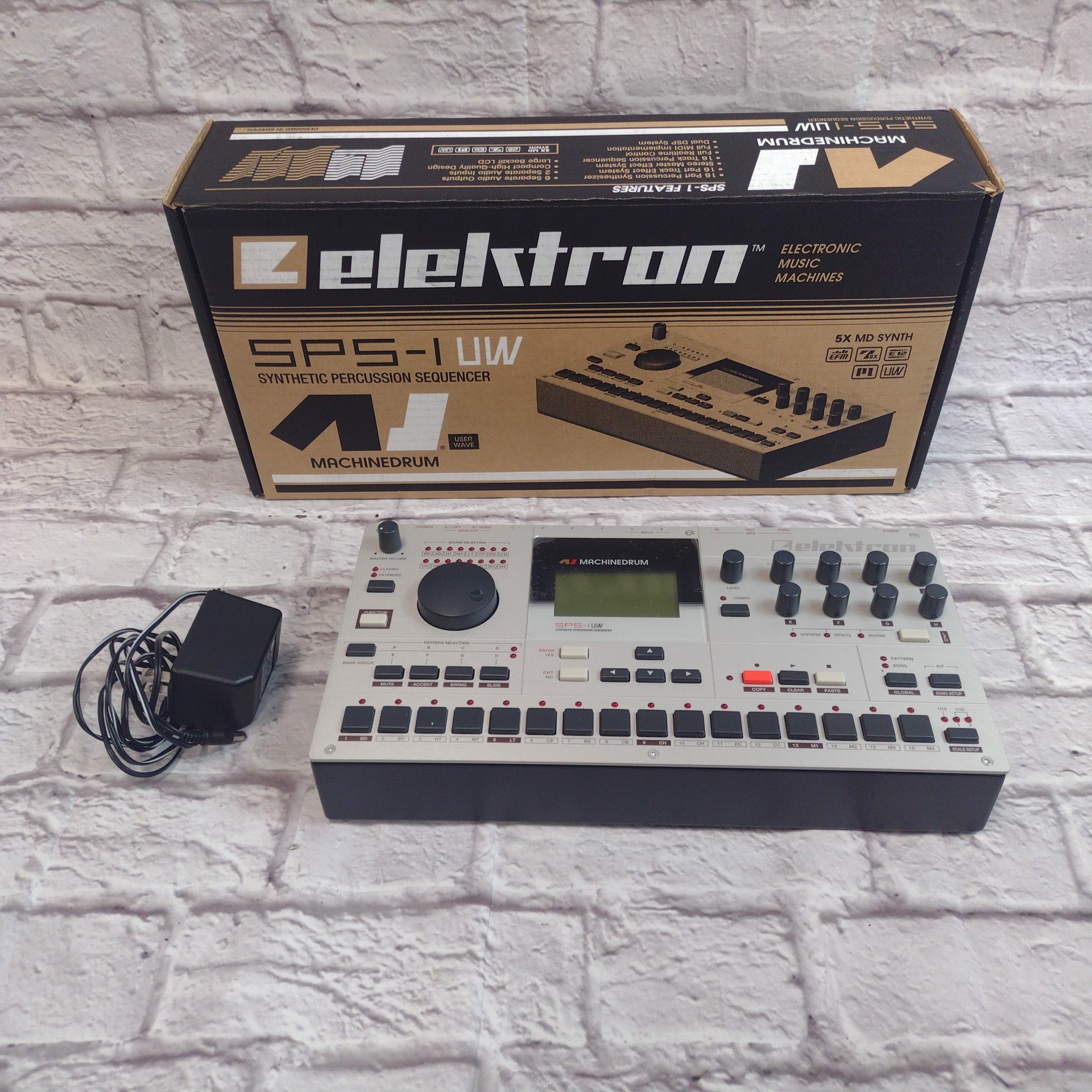 Elektron Machinedrum SPS-1UW mkI Analog Drum Machine
