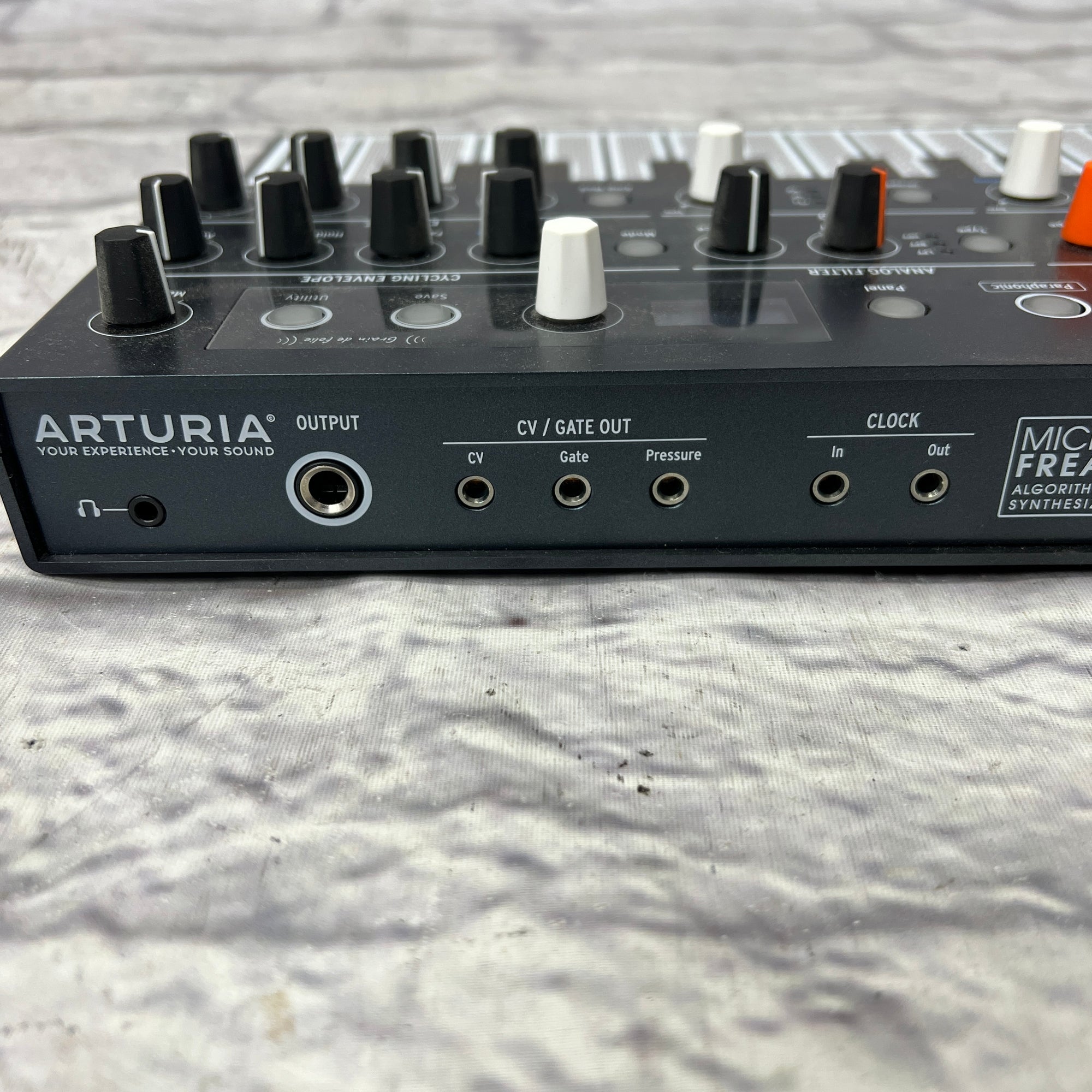 Arturia MicroFreak Tweak Analog Synth