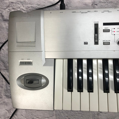 Korg Triton LE 76 Music Workstation