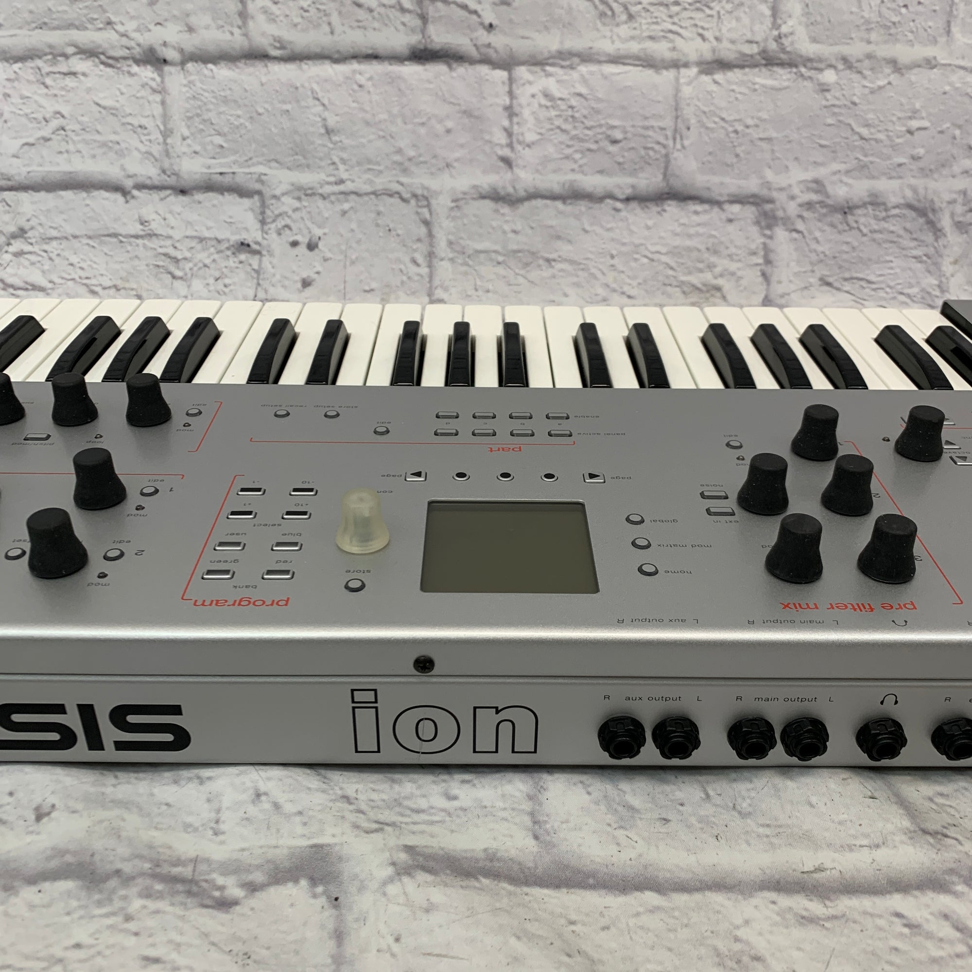Alesis Ion 49-Key Analog Modeling Synthesizer