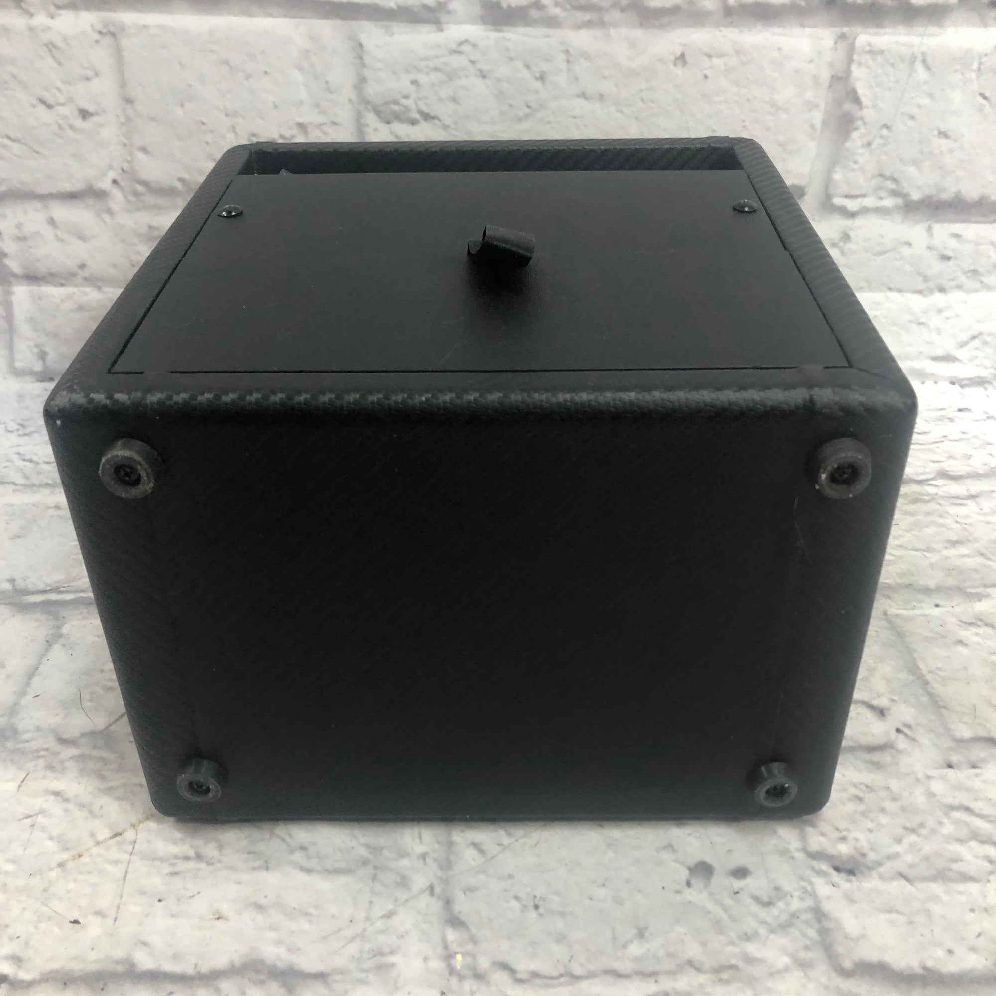 Fender Mustang Mini Guitar Amp no power supply