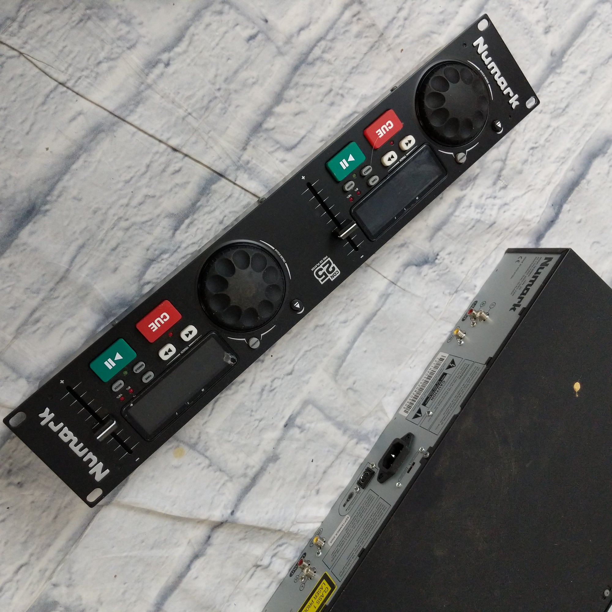 Numark CDN-25 Professional CD Play Rack