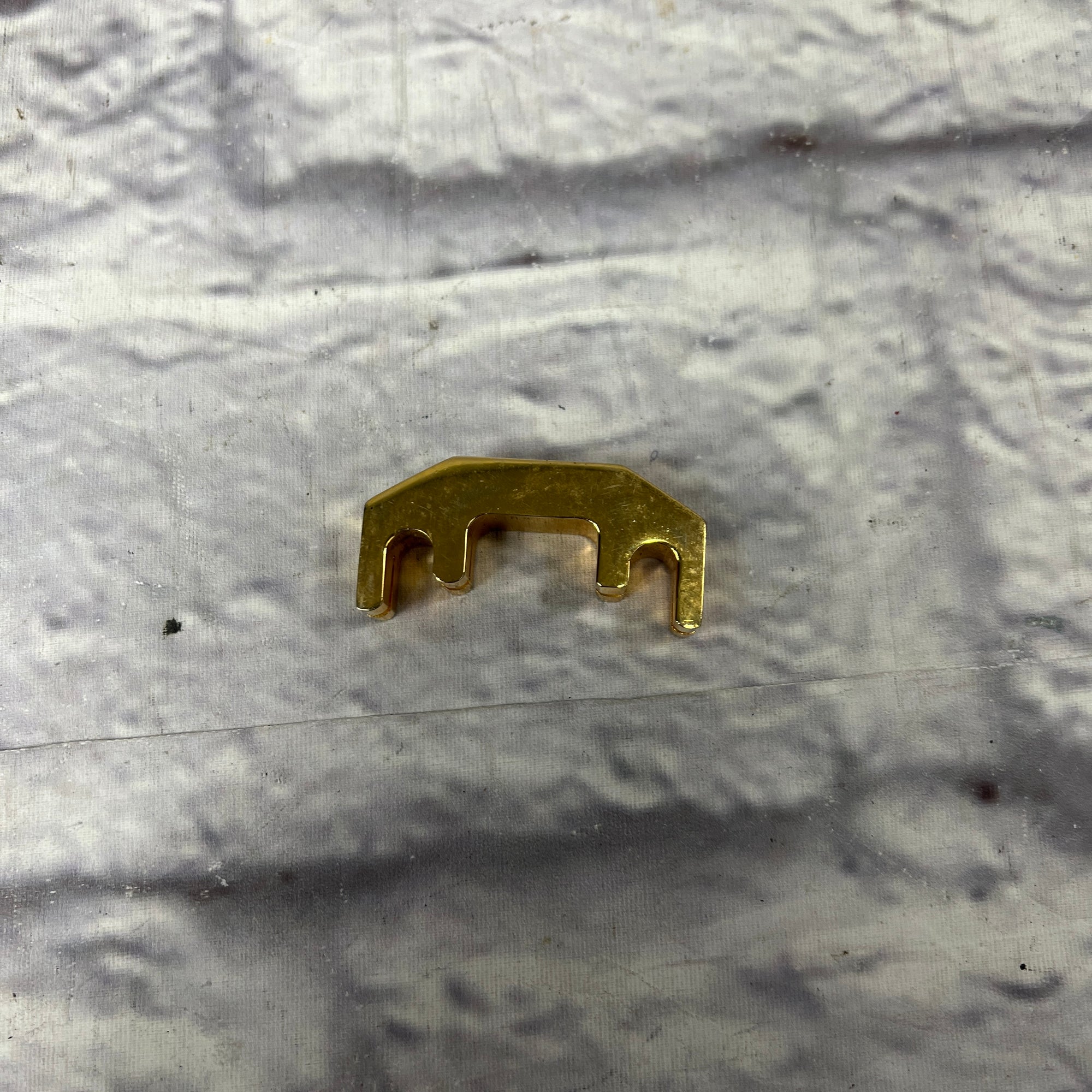 Unknown Gold Violin Mute