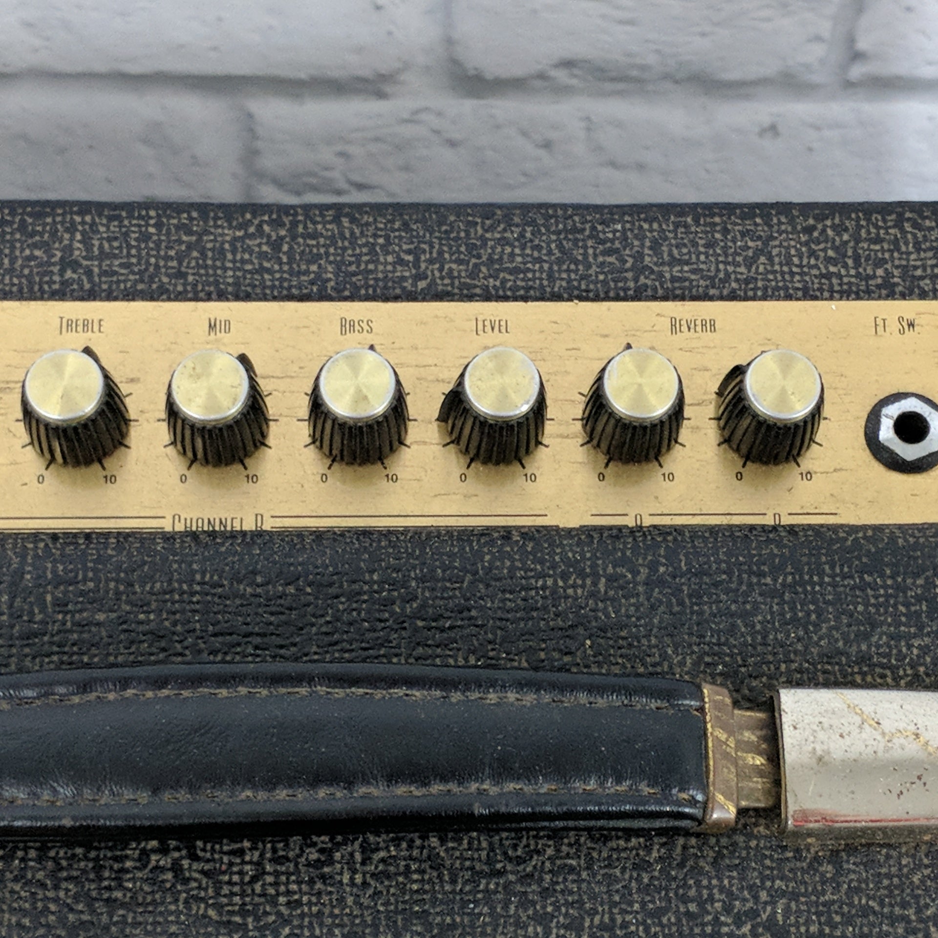 Crate Vintage Club 30 30-Watt 1x12" Tube Guitar Combo