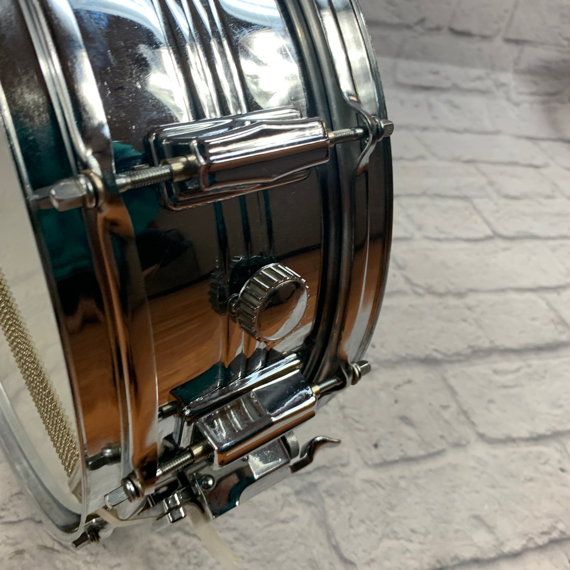 Pearl Japan Chrome Over Brass 10 Lug Snare Drum - Evolution