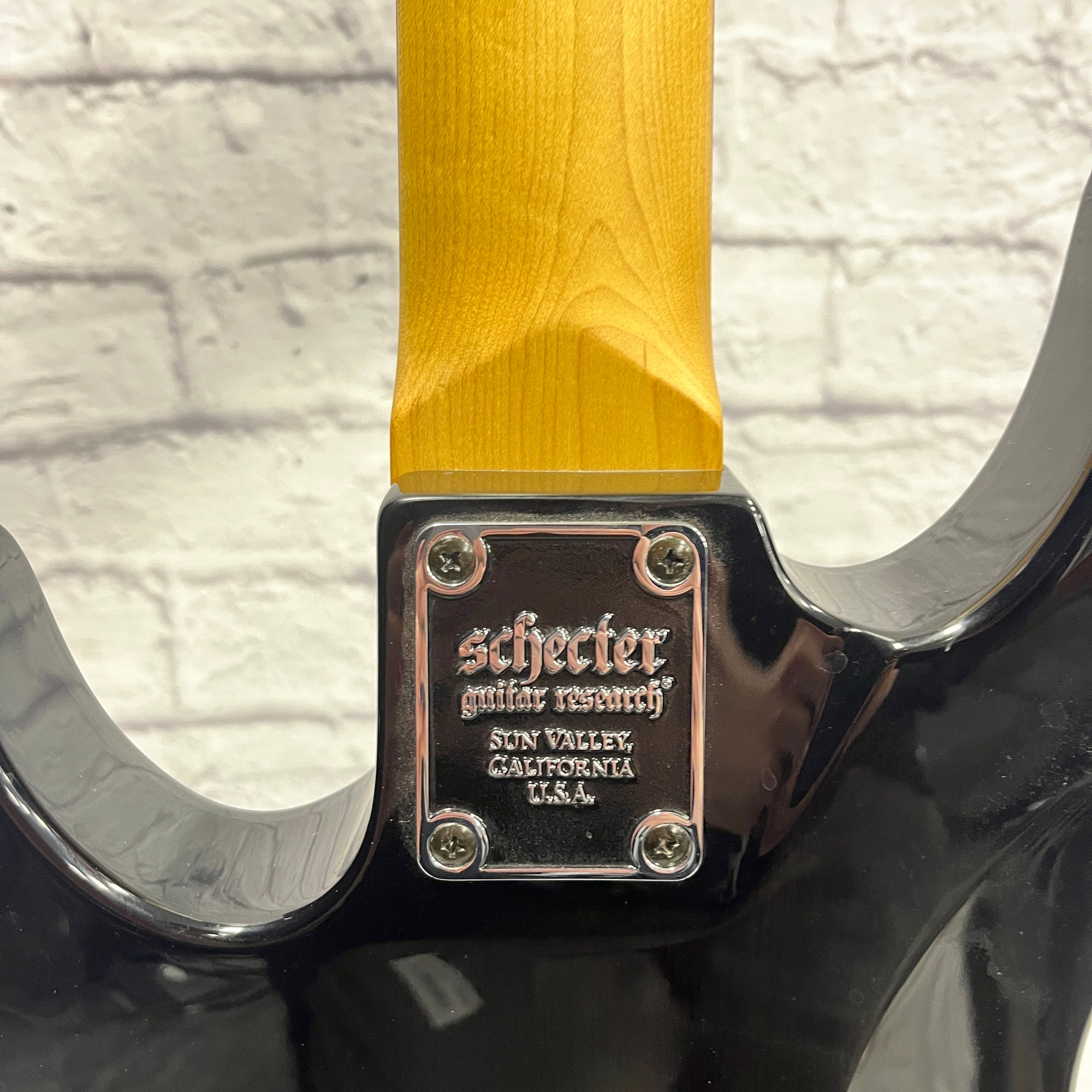Schector Diamond Schecter Diamond Series Damien Elite 7FR Black 7 String Electric Guita ...