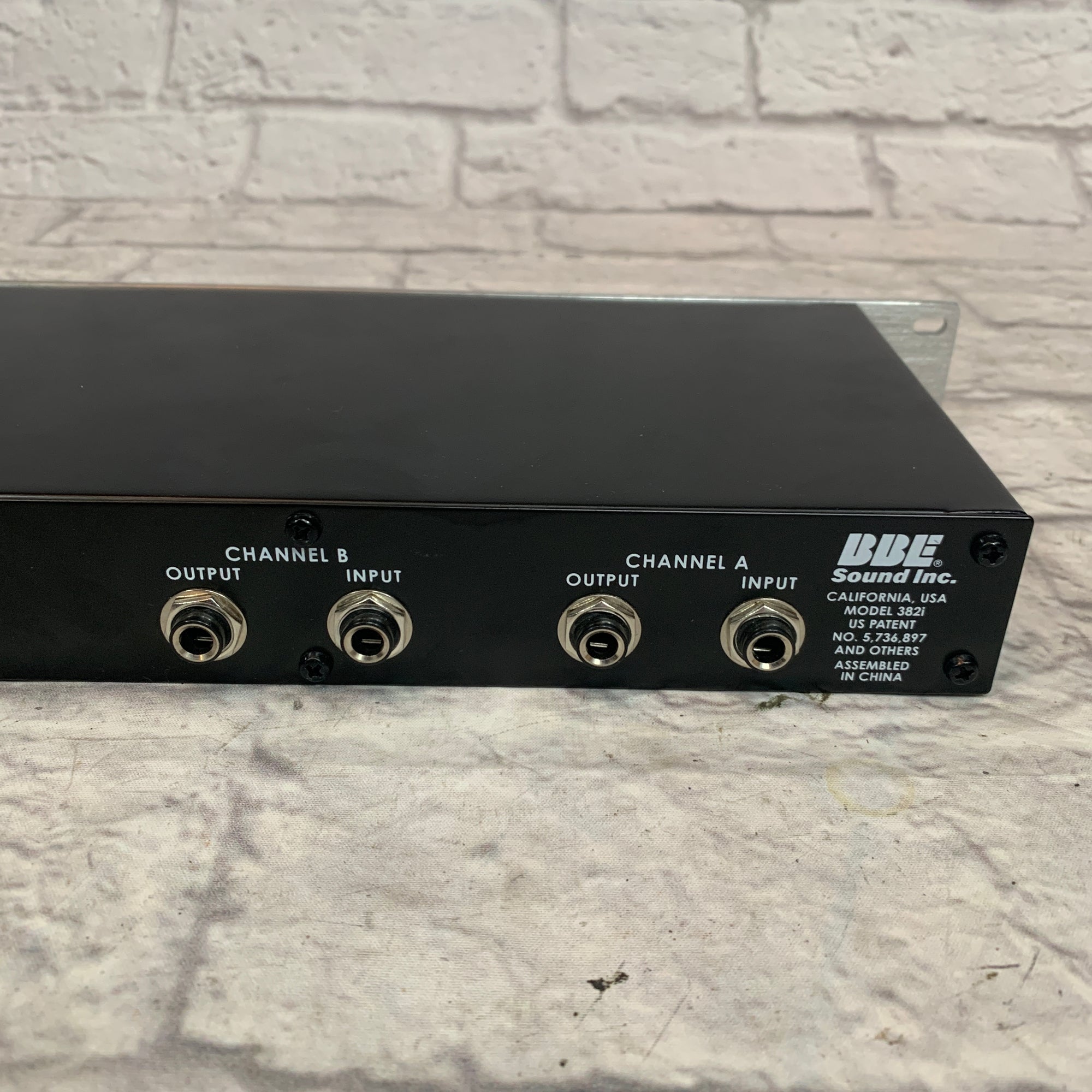 BBE 382i Sonic Maximizer