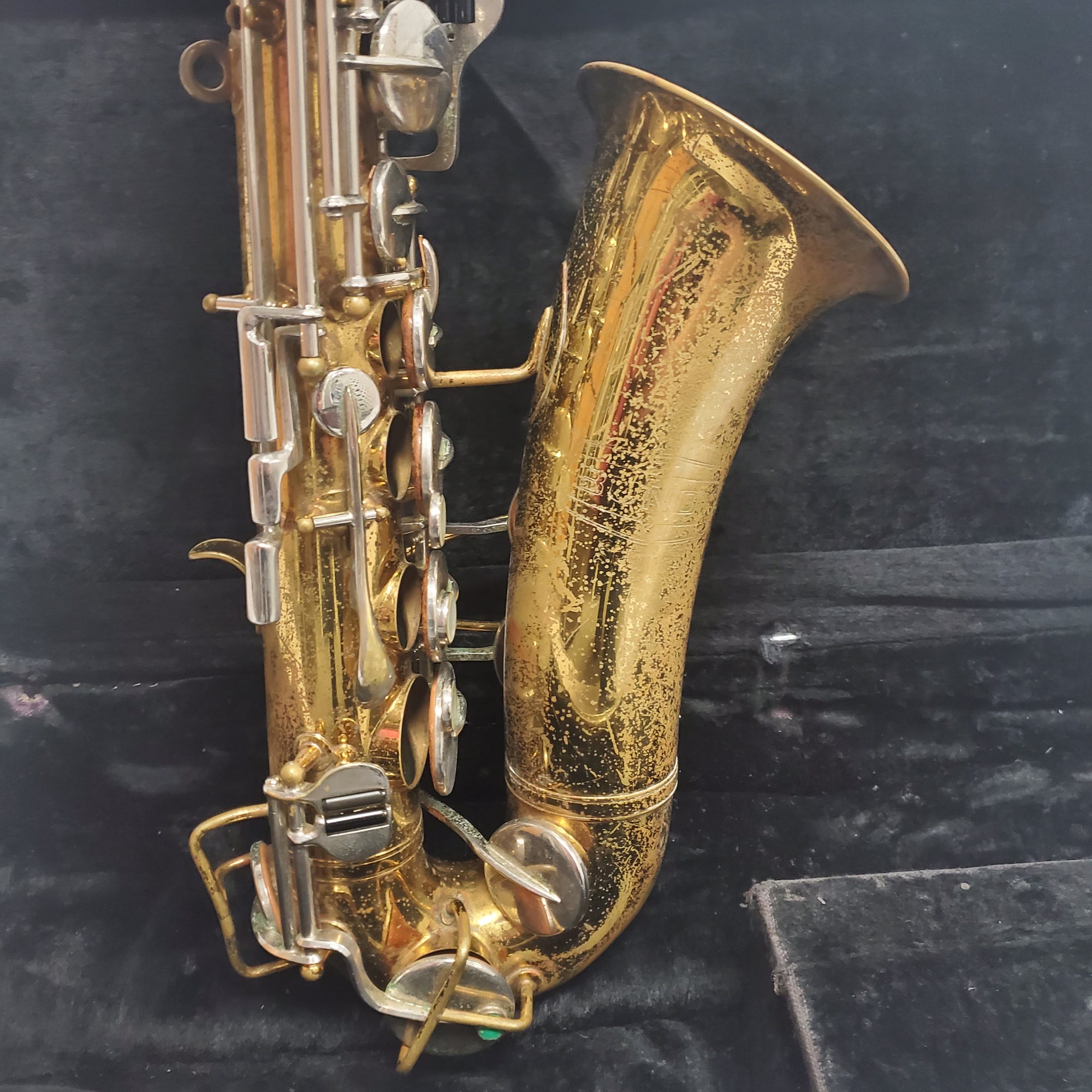 Vintage Selmer Bundy Alto Saxophone with Original Case - 80688
