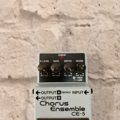 Boss CE-5 Chorus Ensemble Guitar Pedal