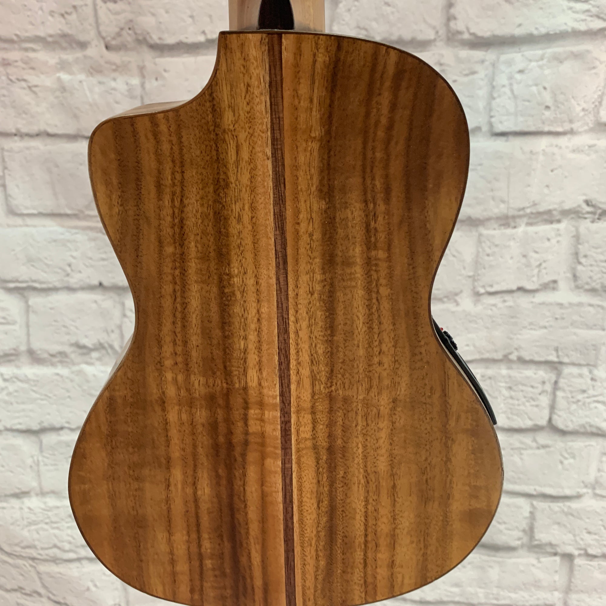 Luna HTC KOA Ukulele