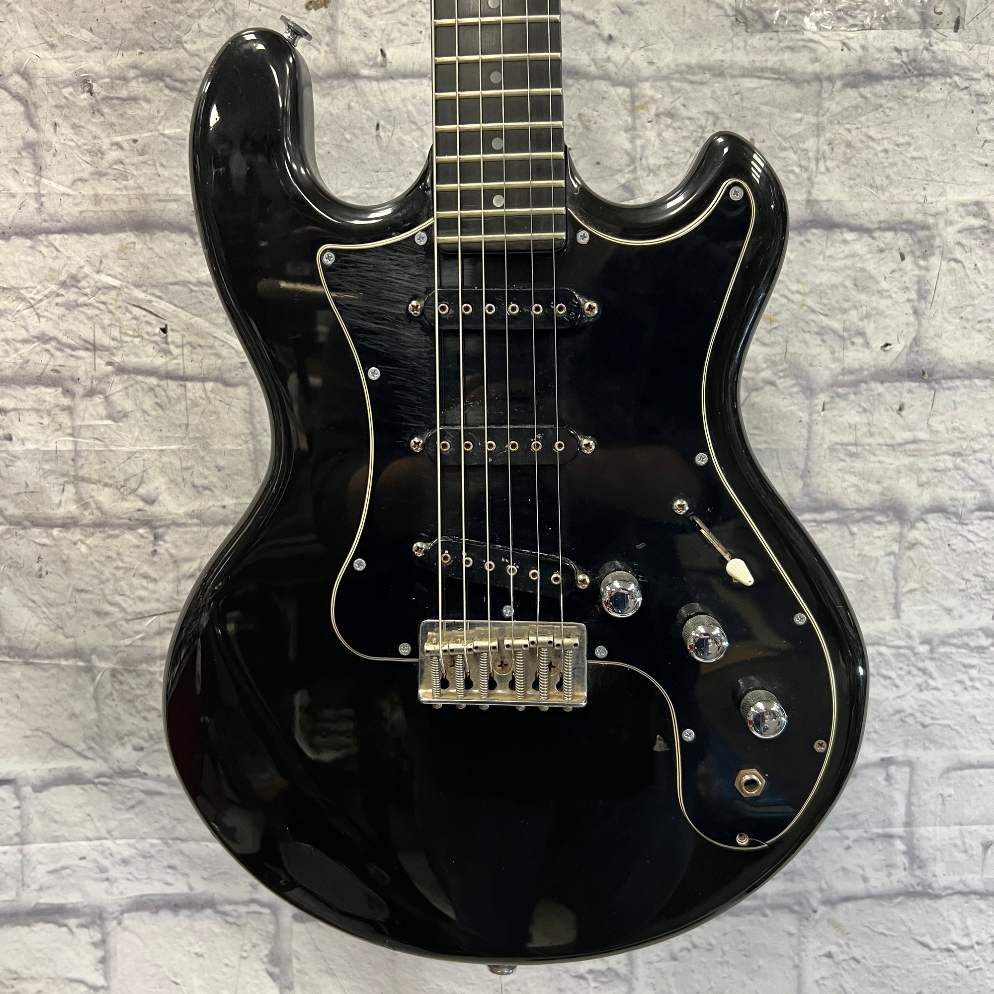 Kramer DMZ 3000 Aluminum Neck Solid Body Electric Guitar