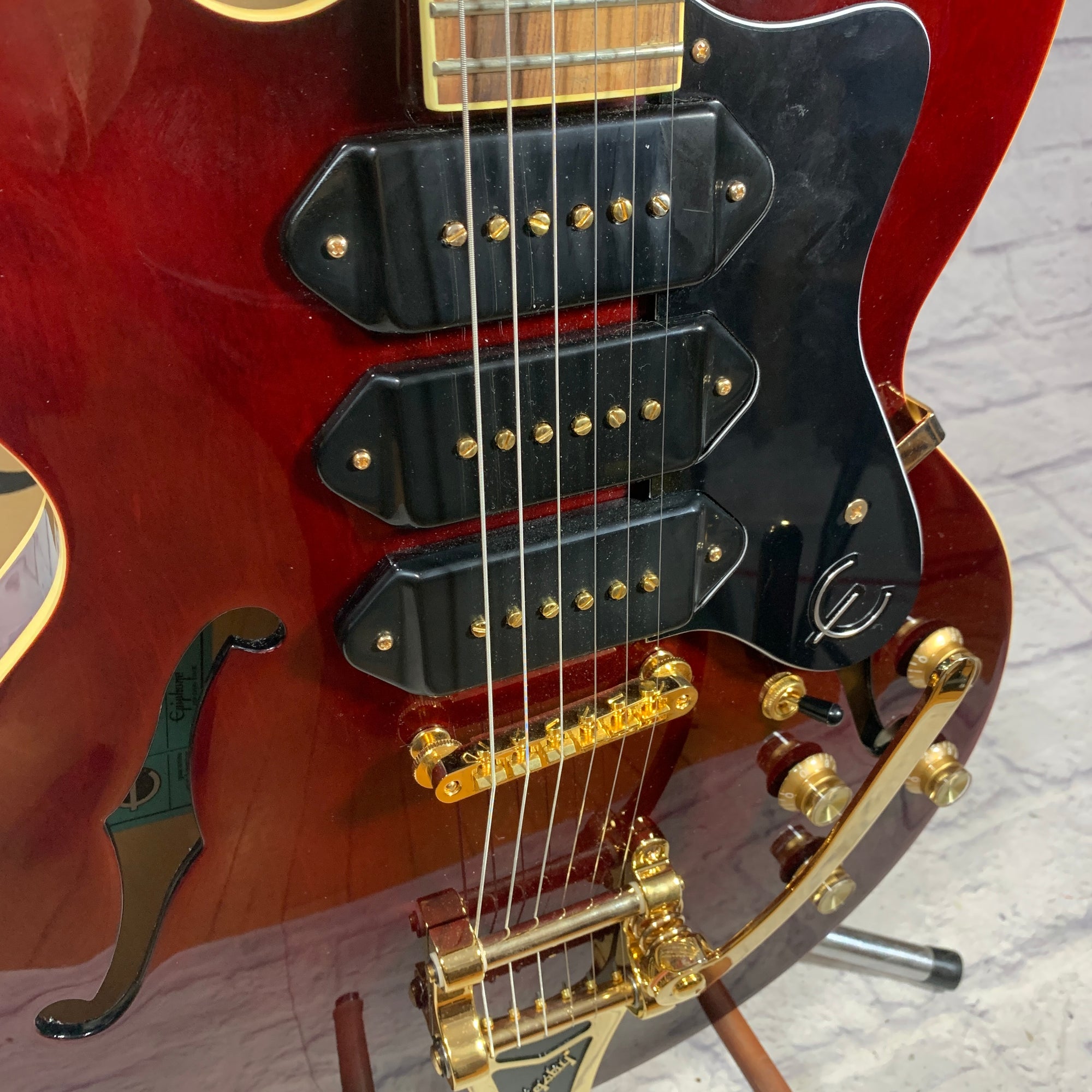 Epiphone Riviera Custom P-93 Semi Hollow Guitar