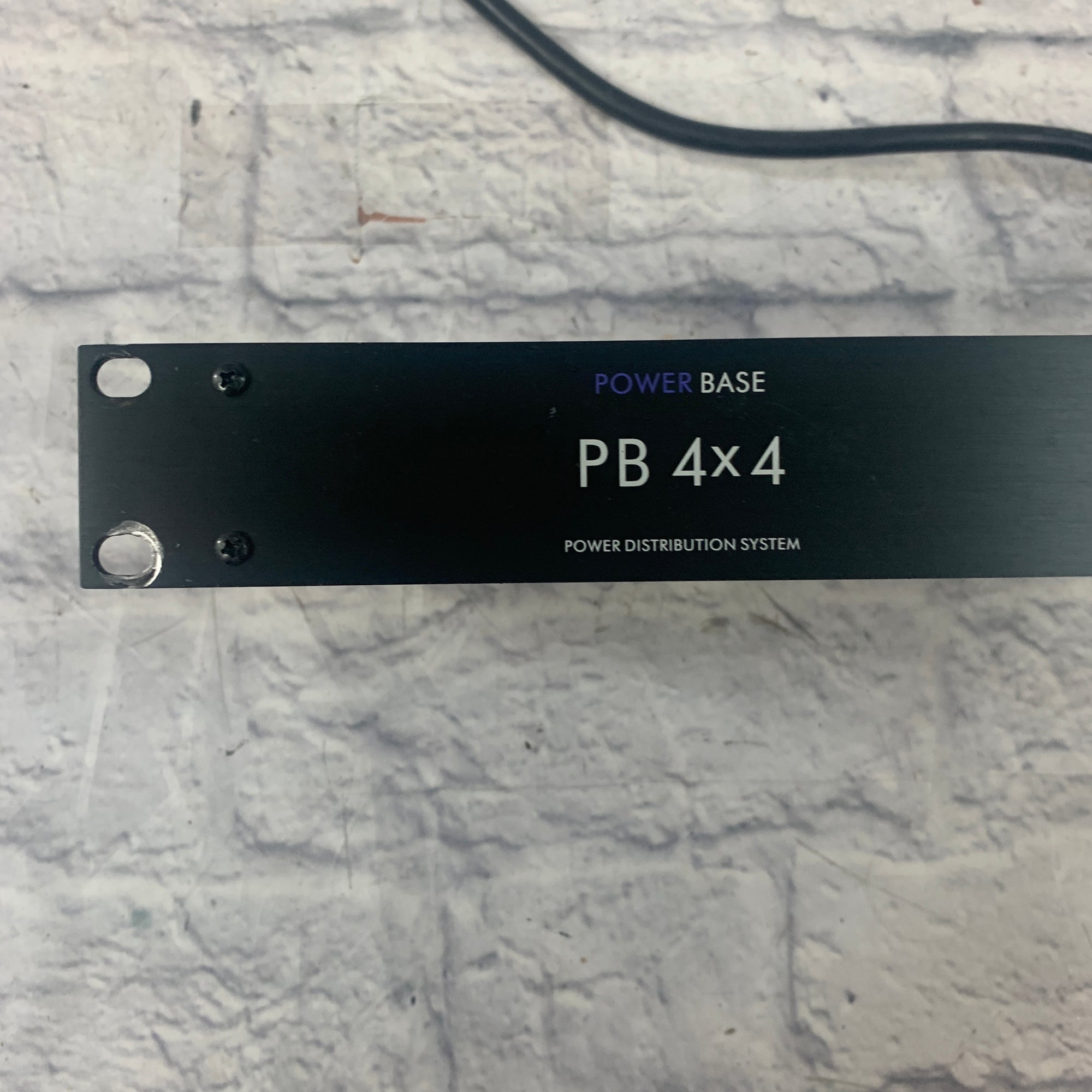 ART PowerBase PB 4x4 Power Distribution System Power Conditioner