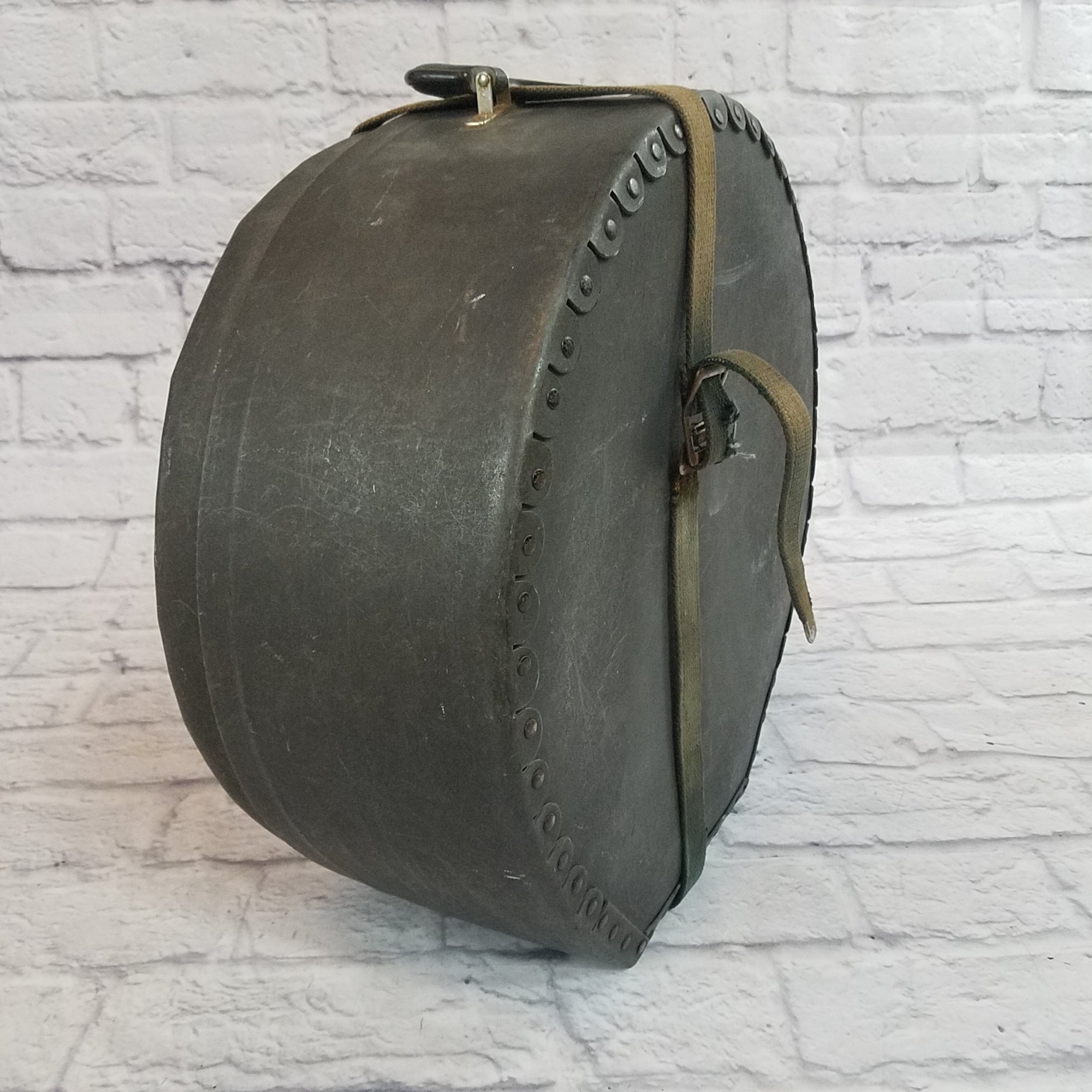 Humes & Berg 14in Fibre Snare Case