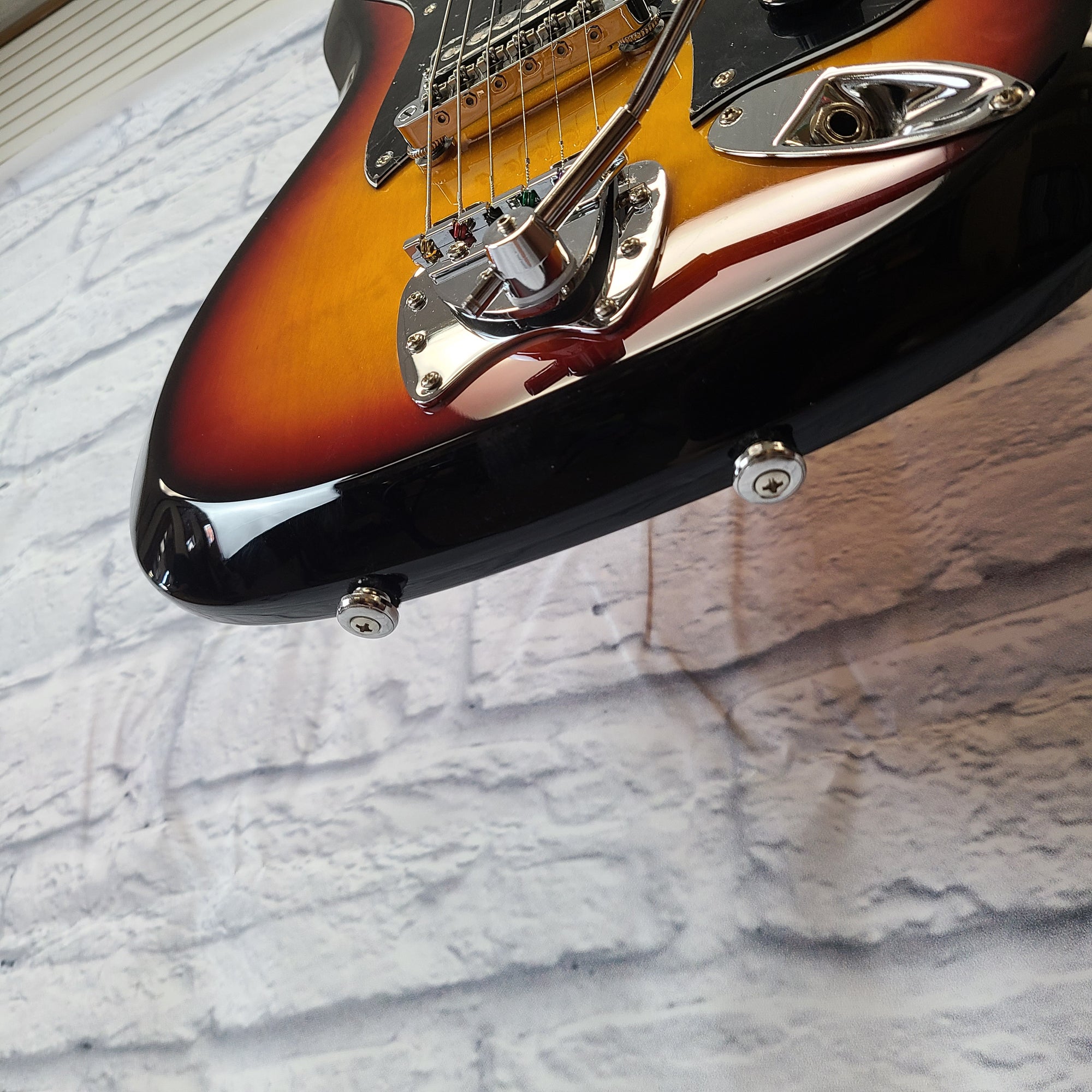 Hagstrom H2 3-Tone Sunburst Electric