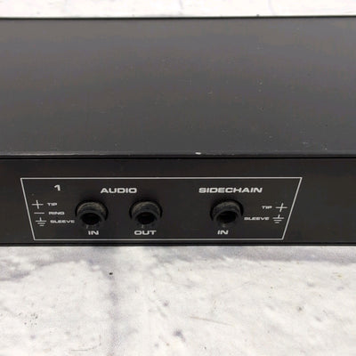 DBX 166 2-Channel Stereo Compressor Limiter