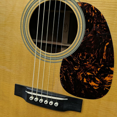 Martin HD-28V Acoustic Guitar with Martin Case 2014