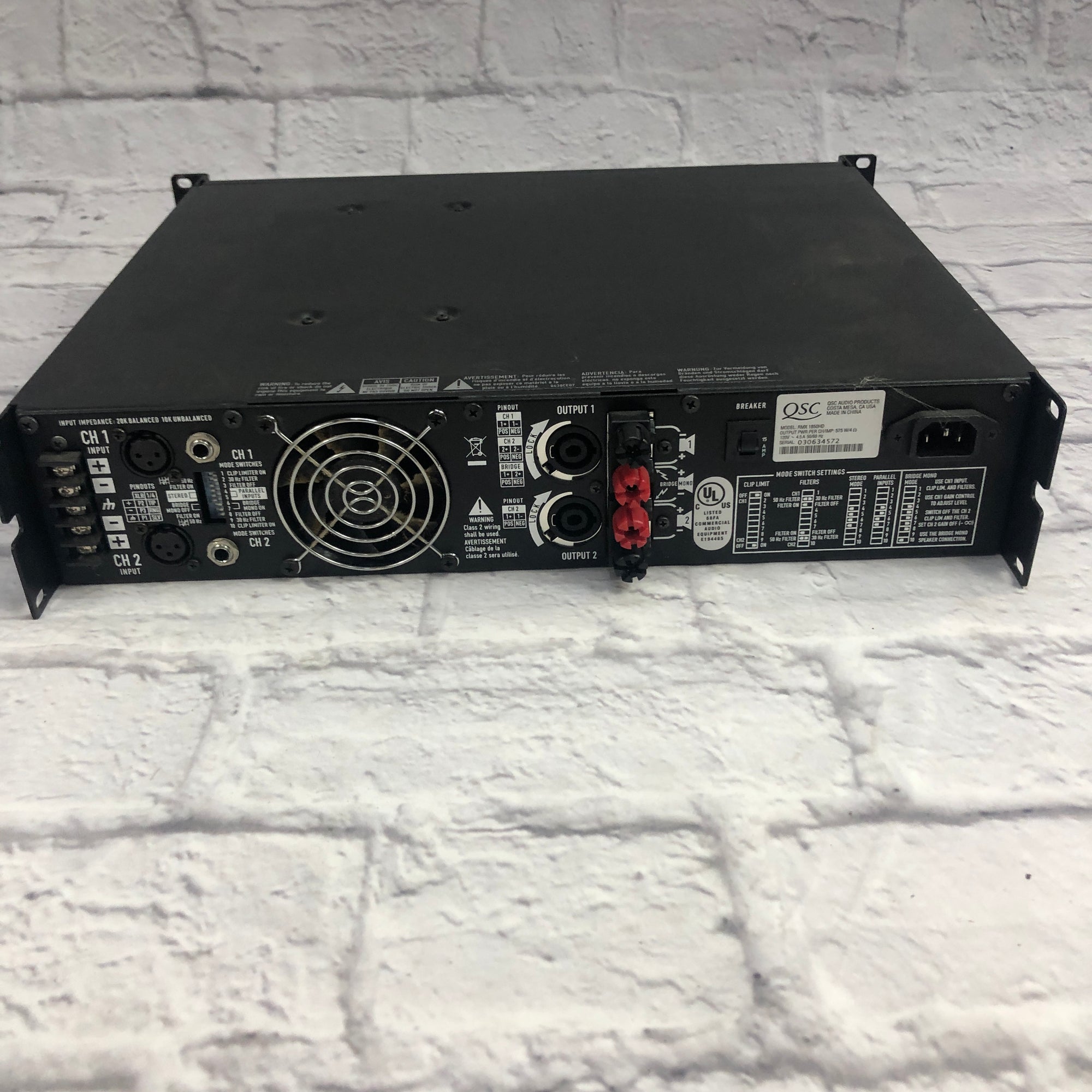 QSC RMX1850HD Power Amp