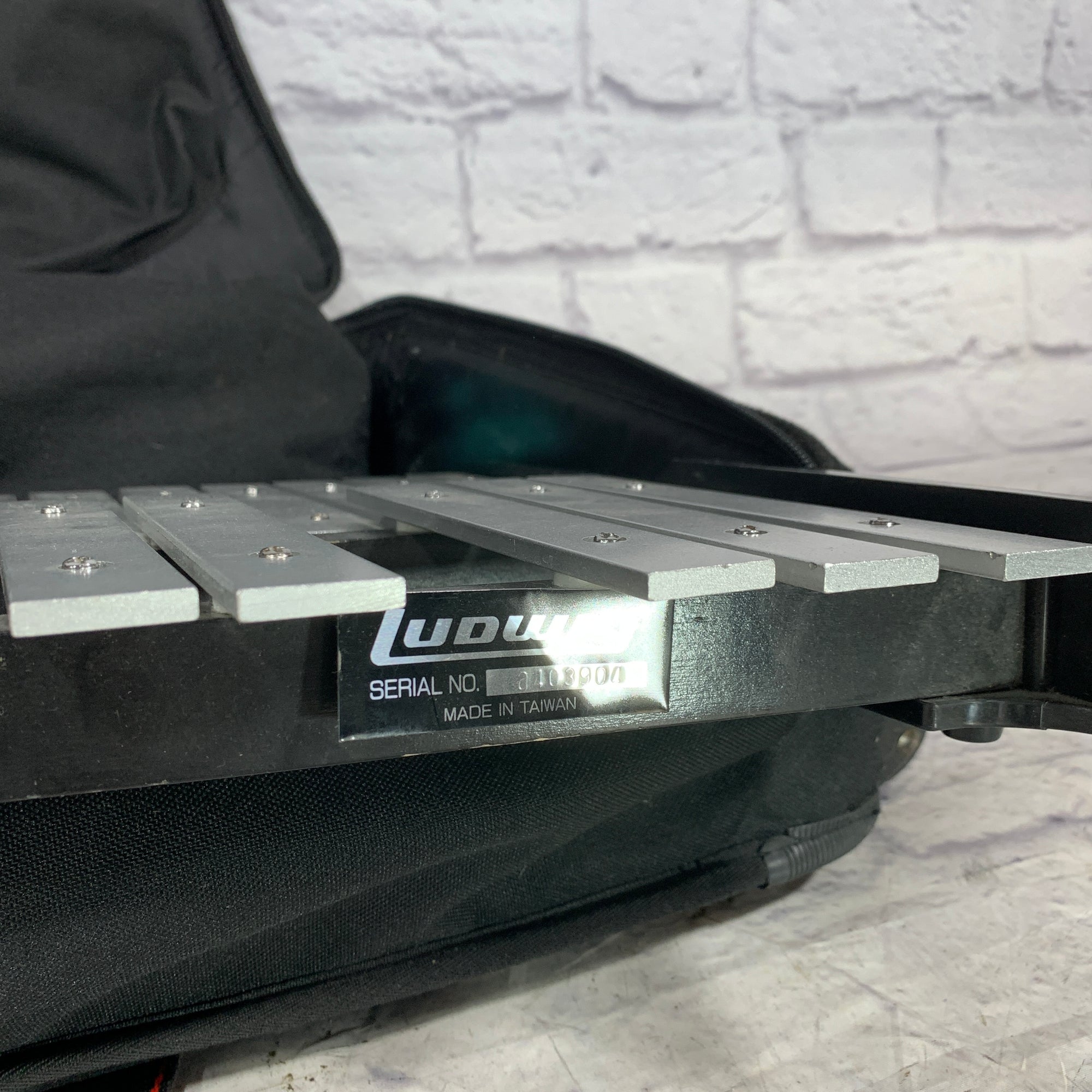 Ludwig Bell Kit w/ Rolling Case