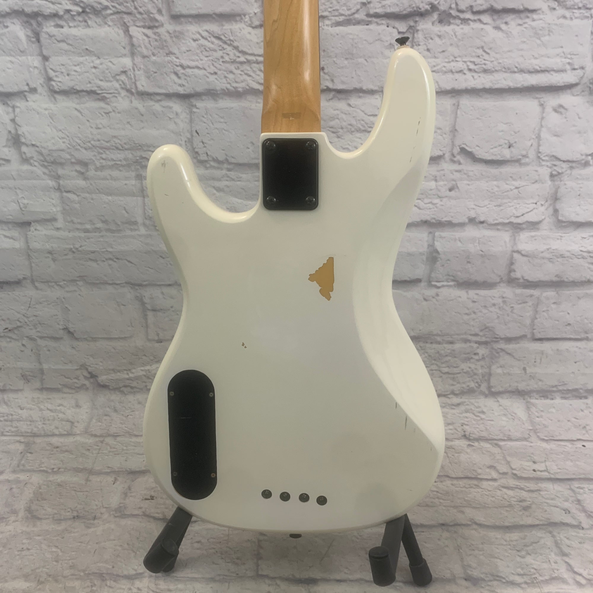 Epiphone Accuu Bass PJ Pickup Configuration 4 String Bass Guitar