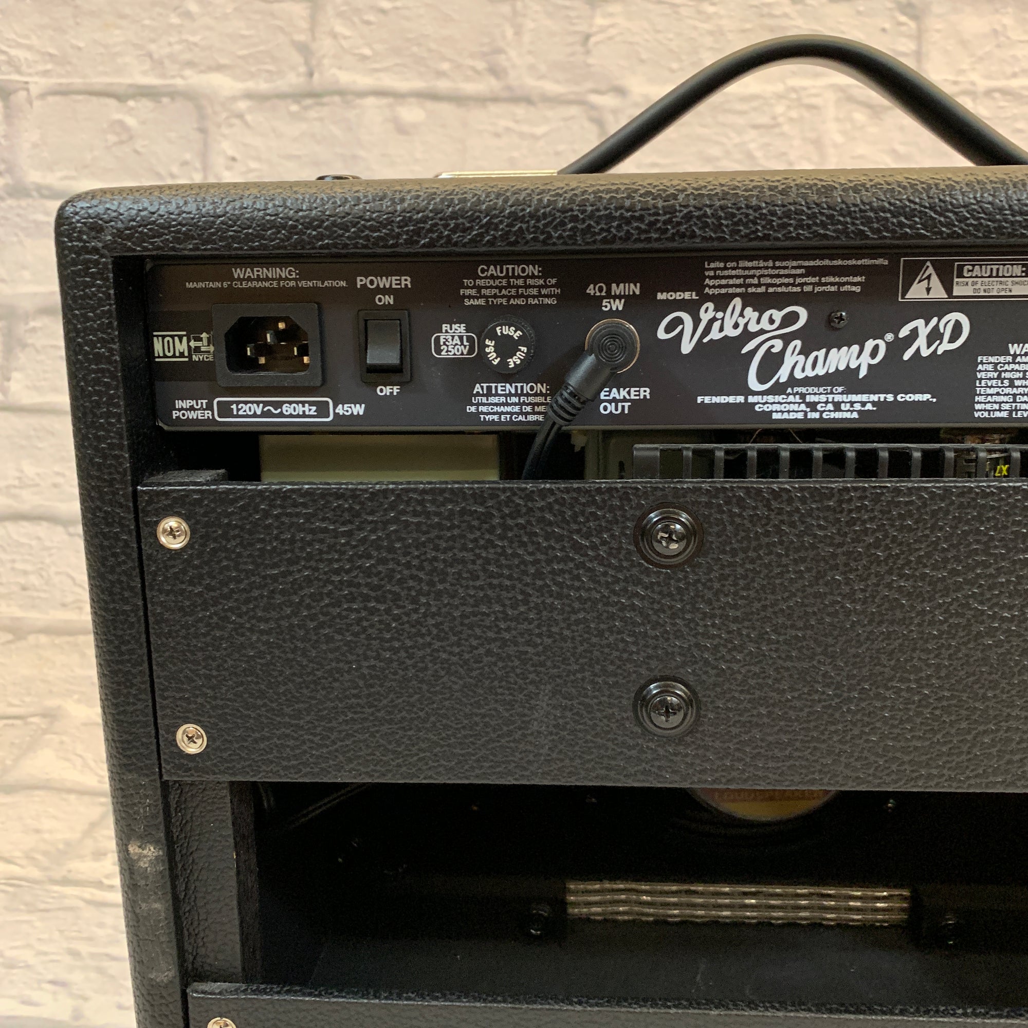Fender Vibro Champ XD Guitar Combo Amplifier