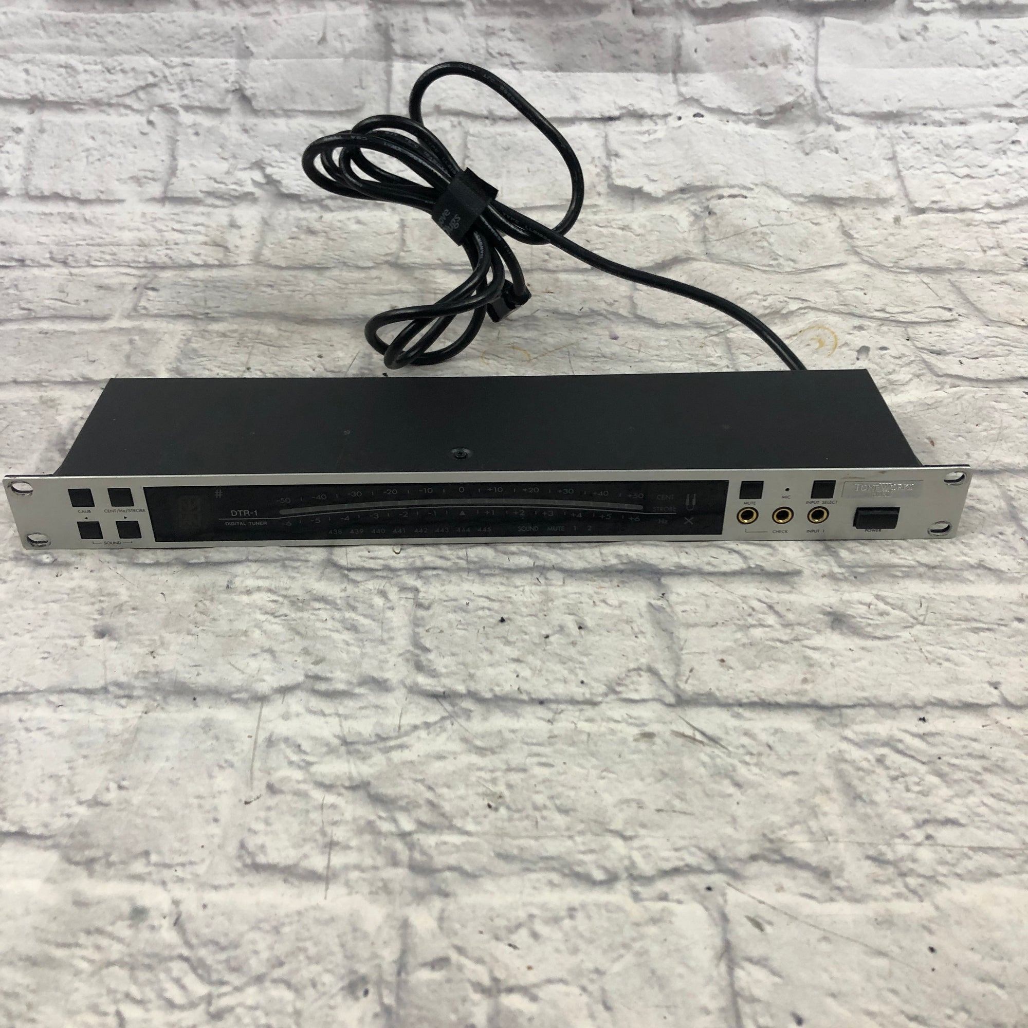 Korg DTR-1 Digital Rack Tuner