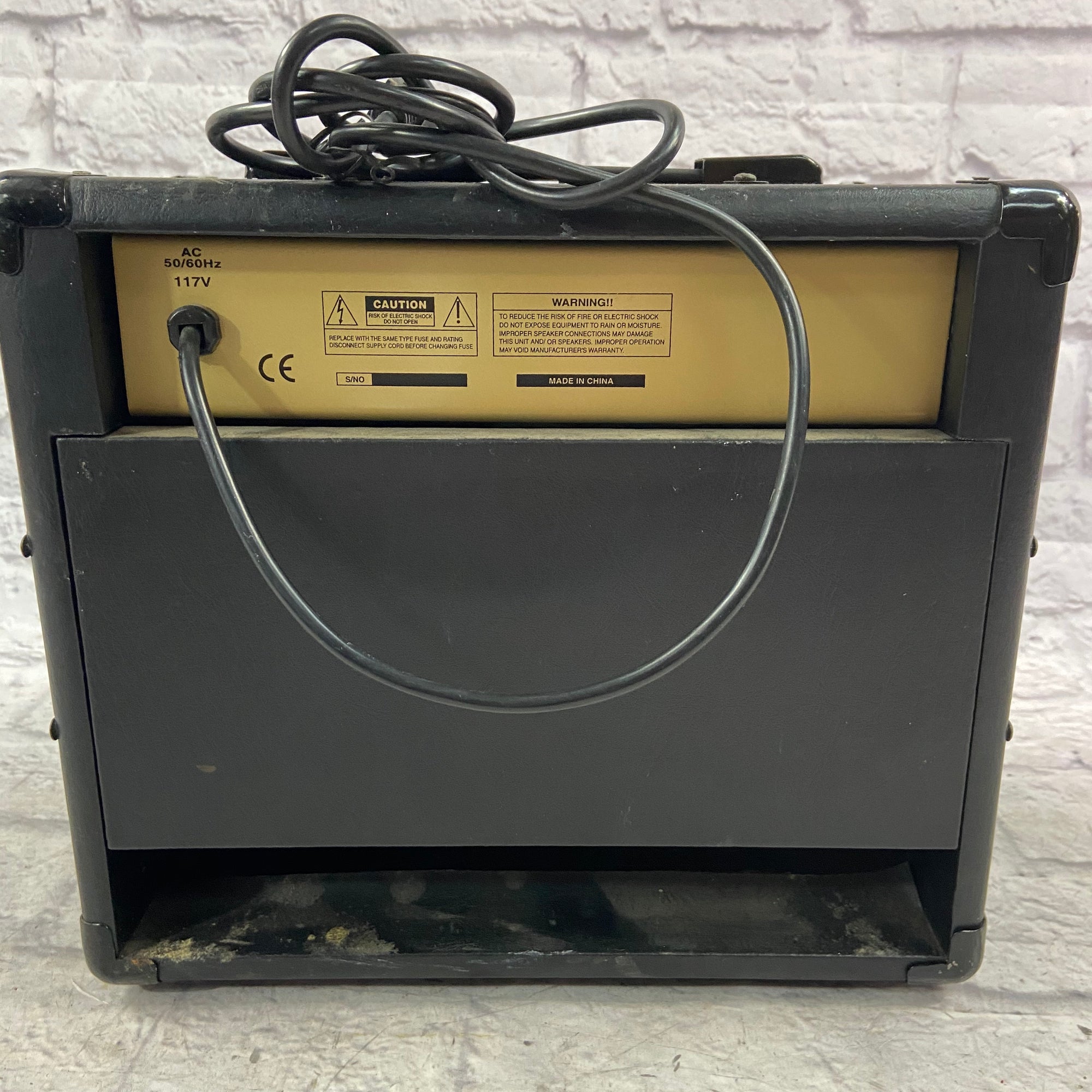 Suzuki SB-10 Guitar Combo Practice Amp
