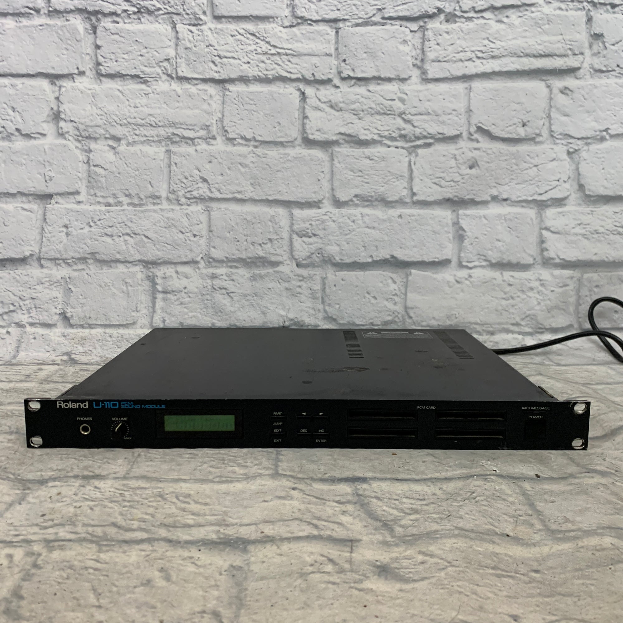 Roland U-110 PCM Rackmount Synth Sound Module