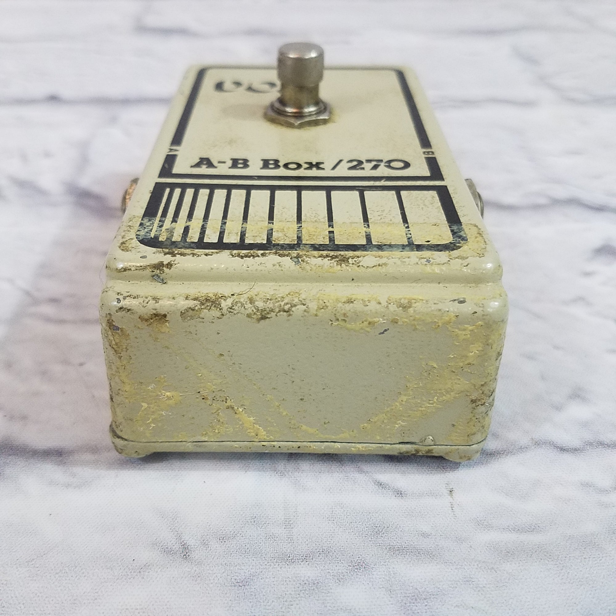 DOD 270 A-B Box 1980s