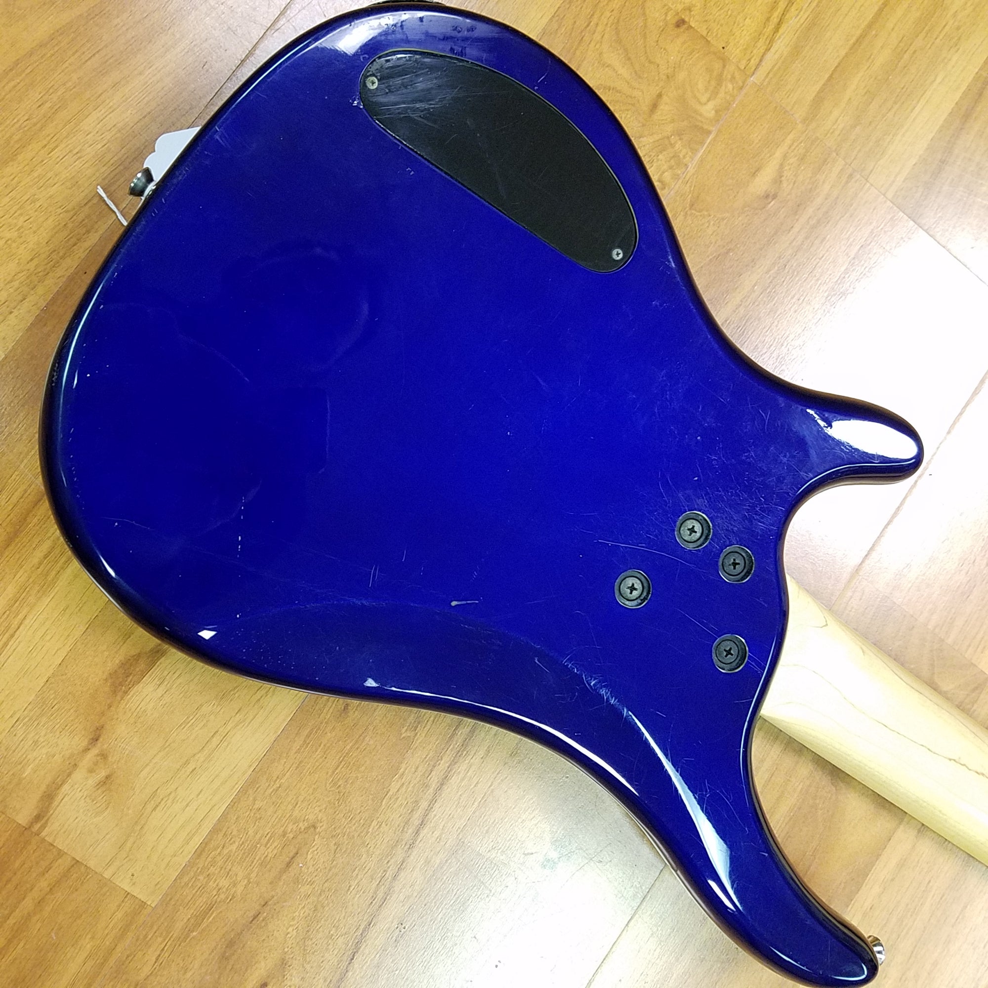 Carlo Robelli PJ Bass